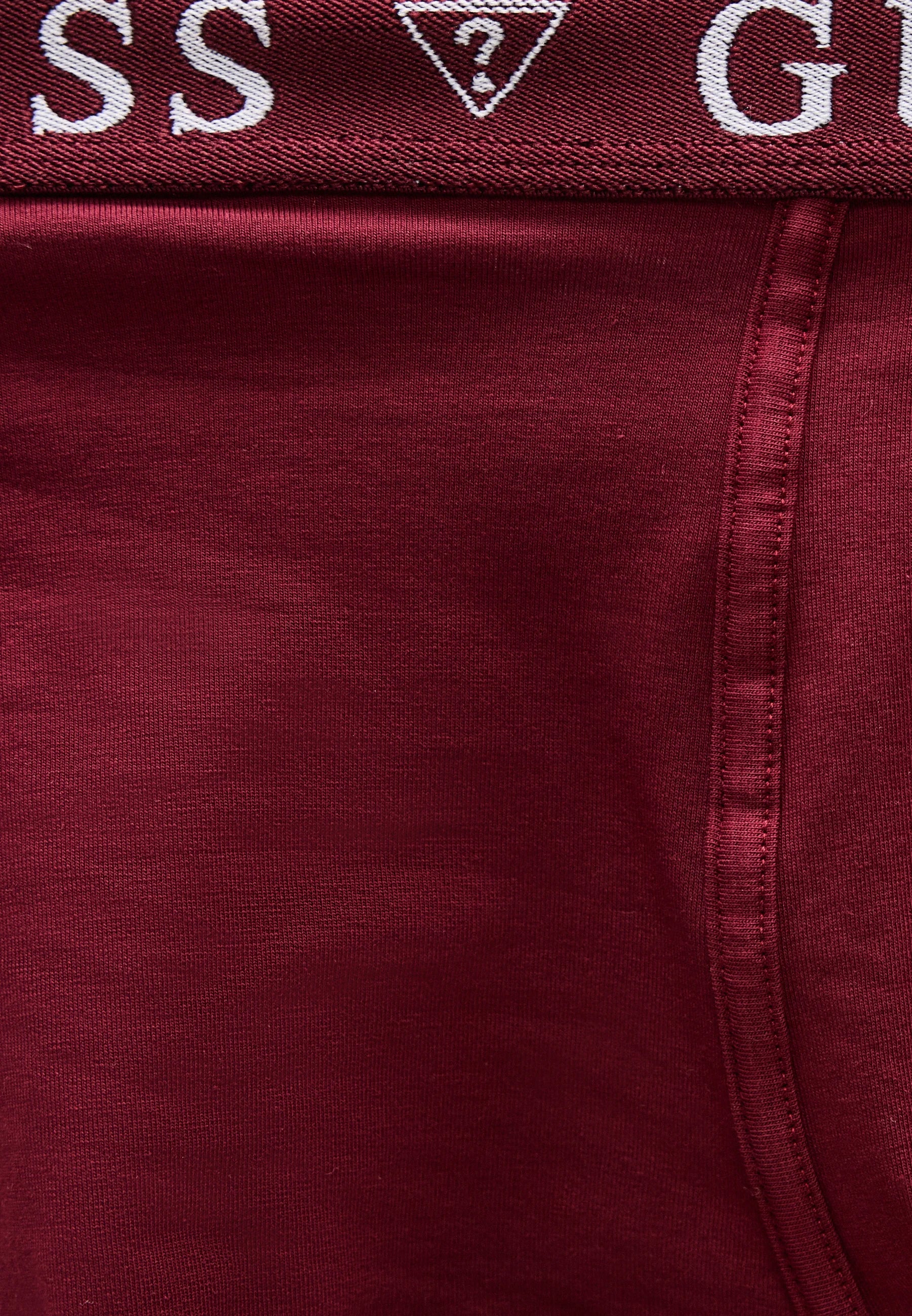 Bauli Guess da 5 pezzi: blu, nero, rosso scuro, blu scuro, bianco