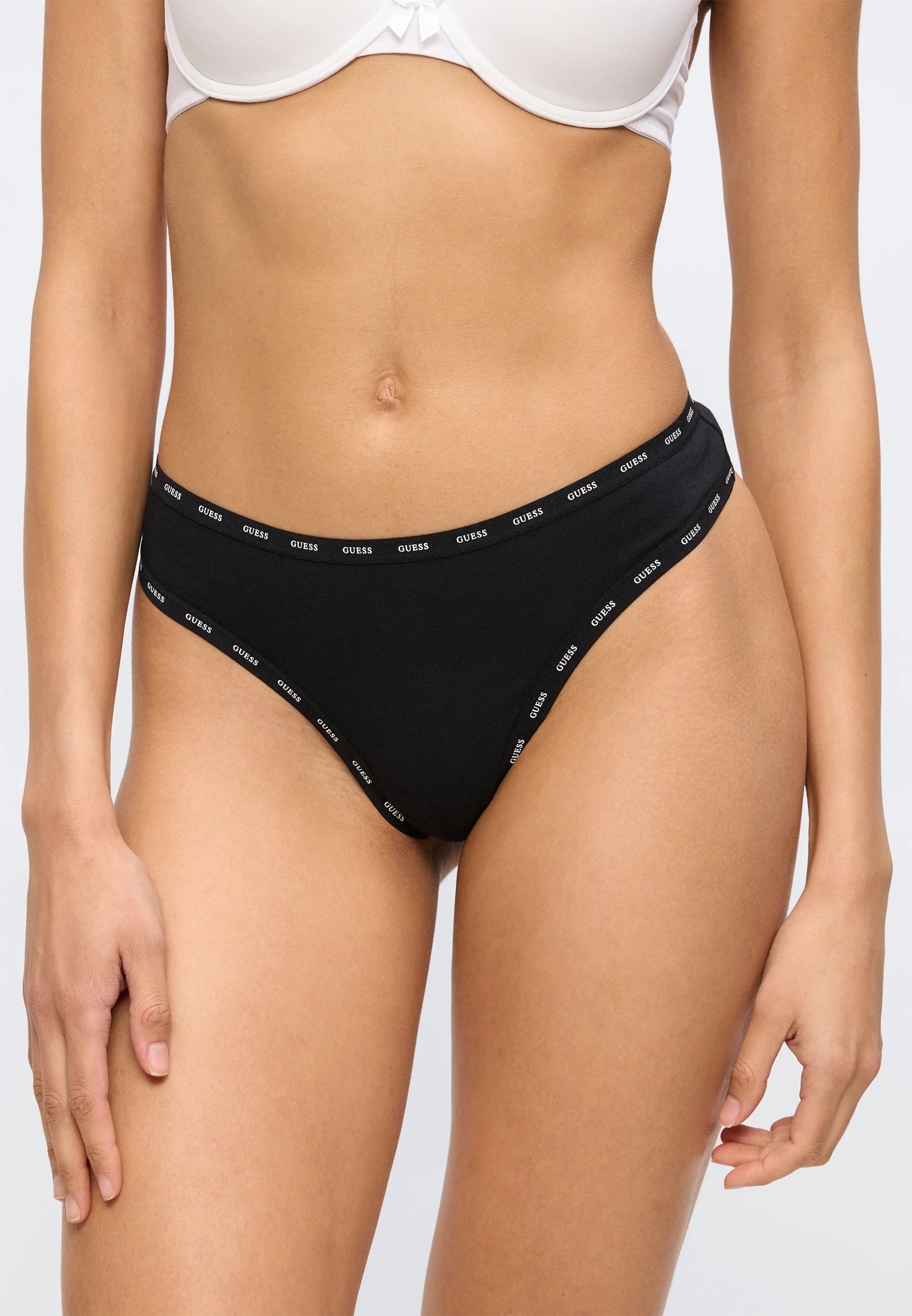 Bavlněná tanga Guess Basic 3 balení – růžová, bílá, černá