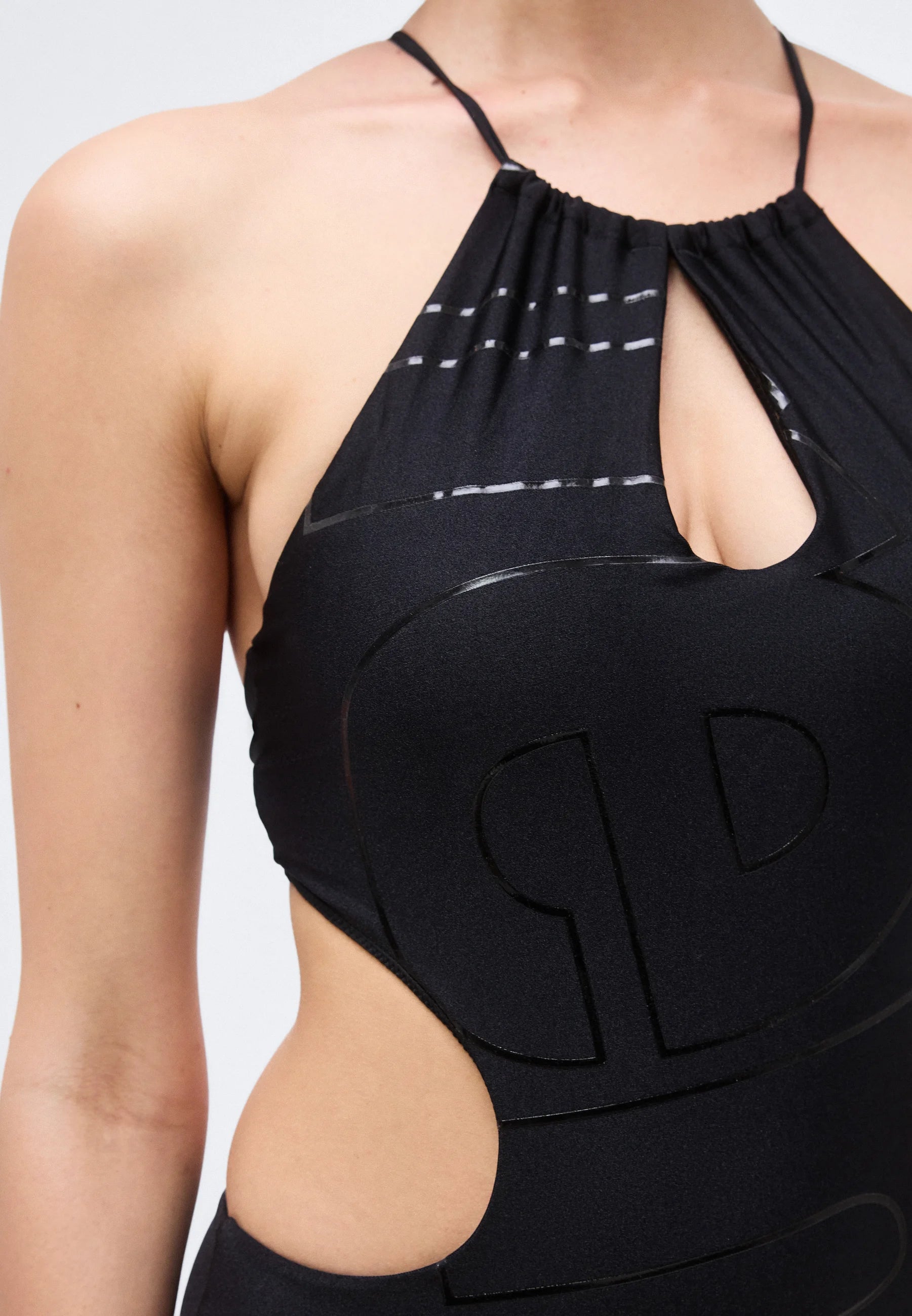 Arena Logotype Cutout One-Piece Swimsuit – Black
