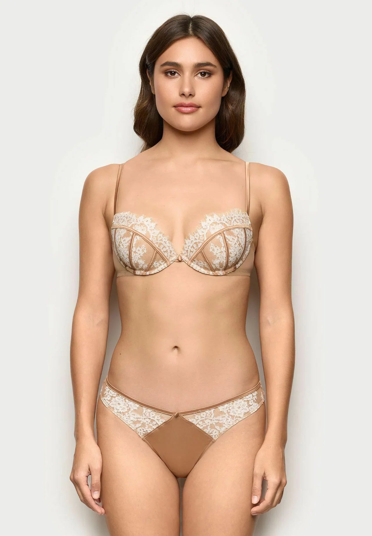 Brazilské kalhotky Yamamay Chantilly – Nude Floral