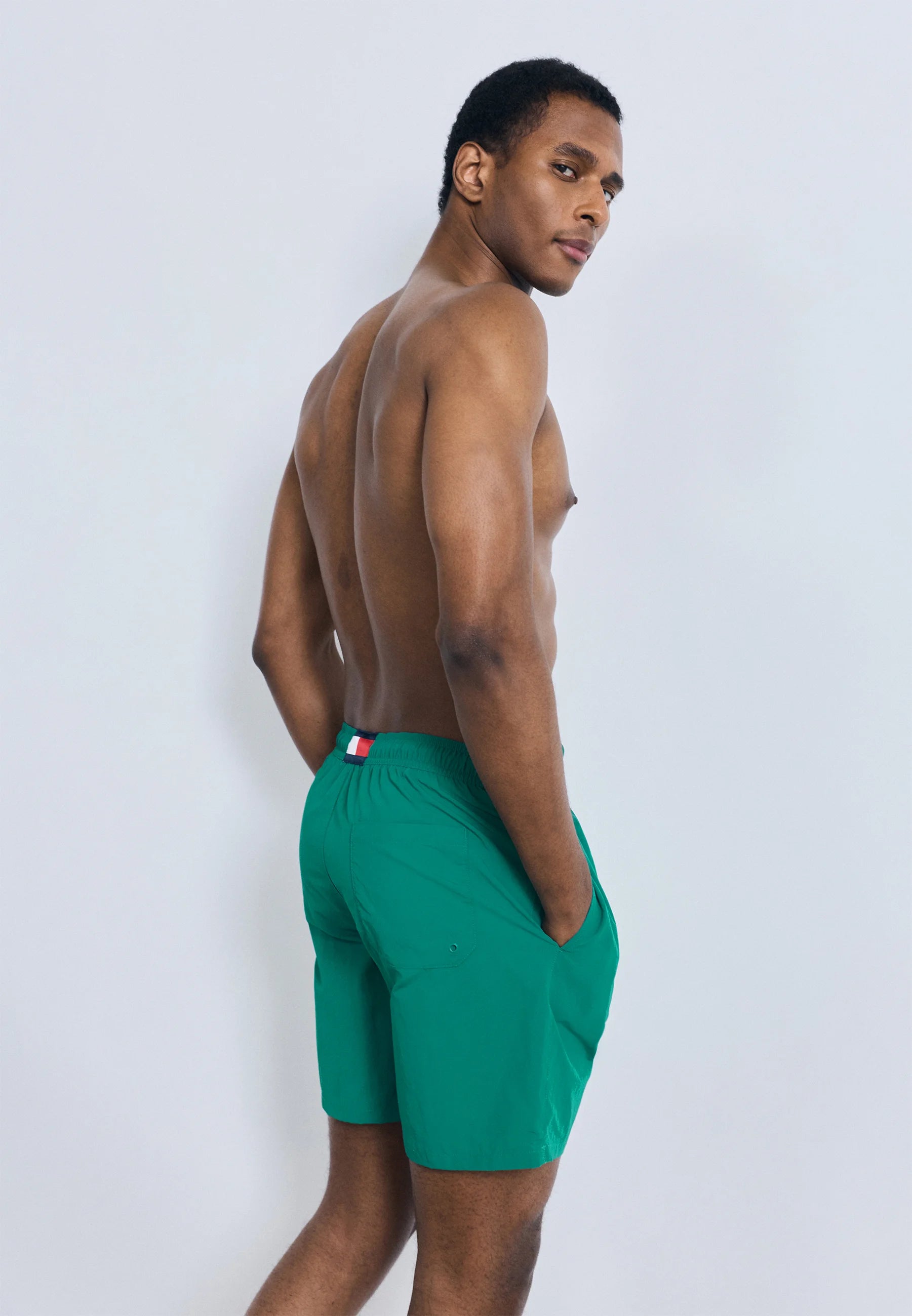 Plavecké šortky Tommy Hilfiger Flag – Rainforest Emerald