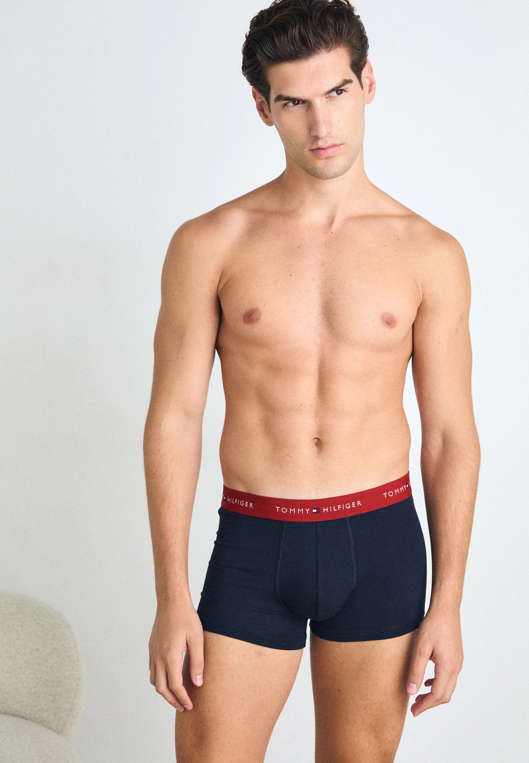 Tommy Hilfiger Trunk 7 Pack - Blanc, Indigo Vibrant, Magenta Foncé, Ciel Désert