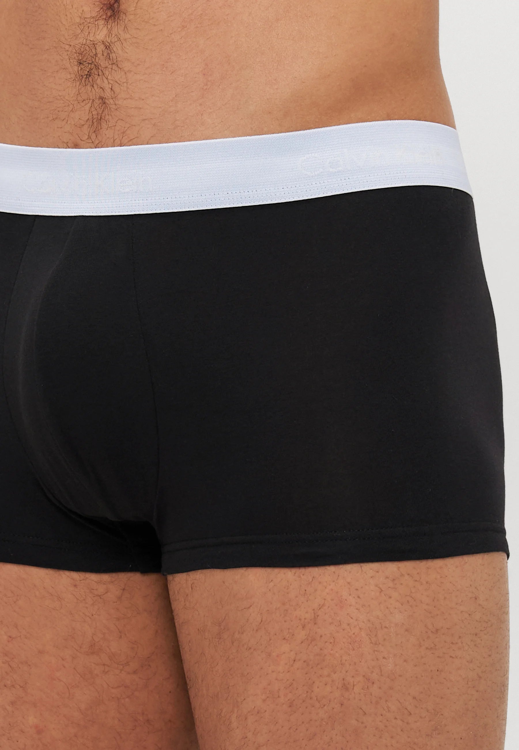 Boxers Calvin Klein en coton stretch – Lot de 3 – Noir avec ceintures blanches, beiges et bleues
