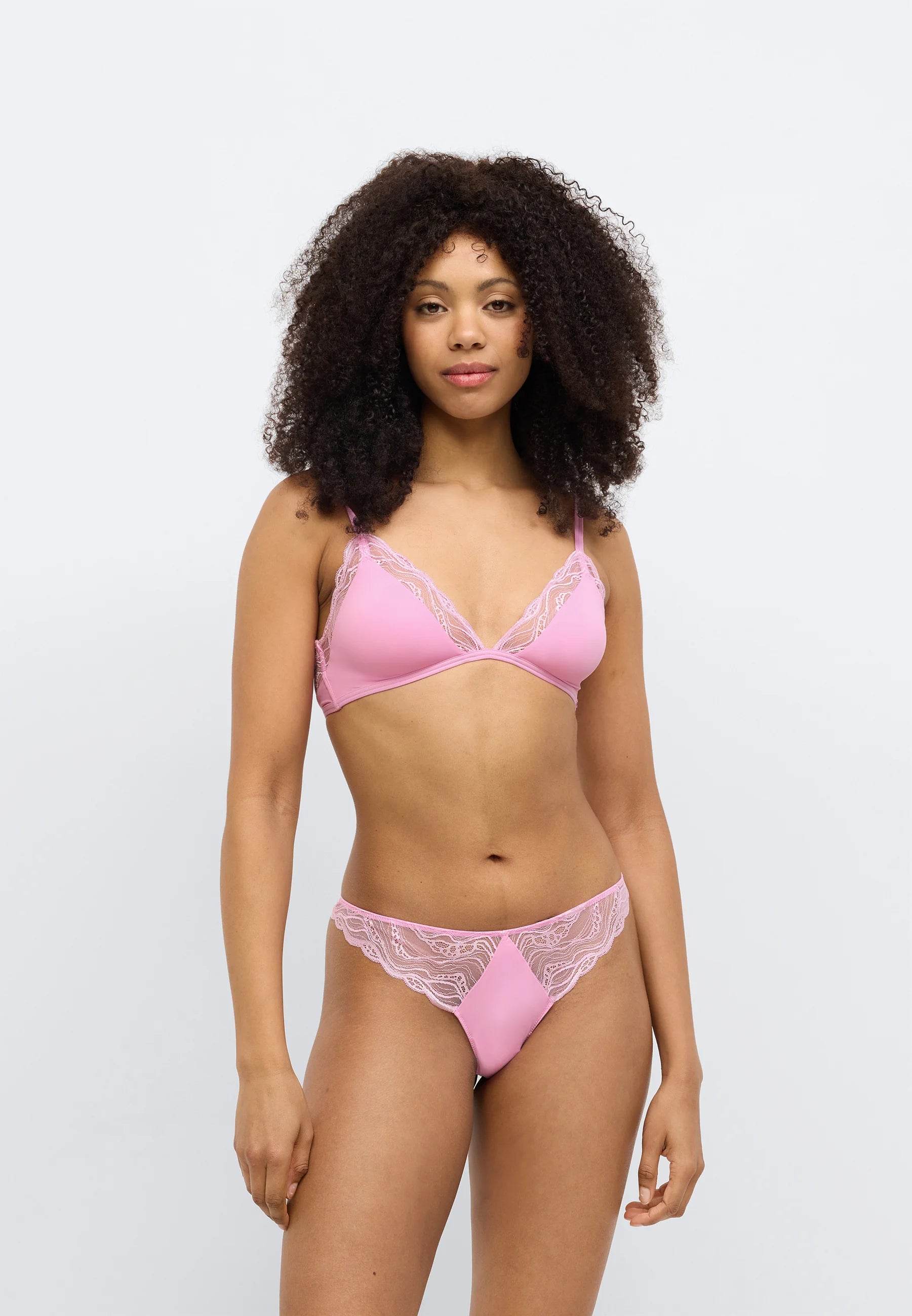 Calvin Klein Spitzensatin-Tanga – Pink Essence