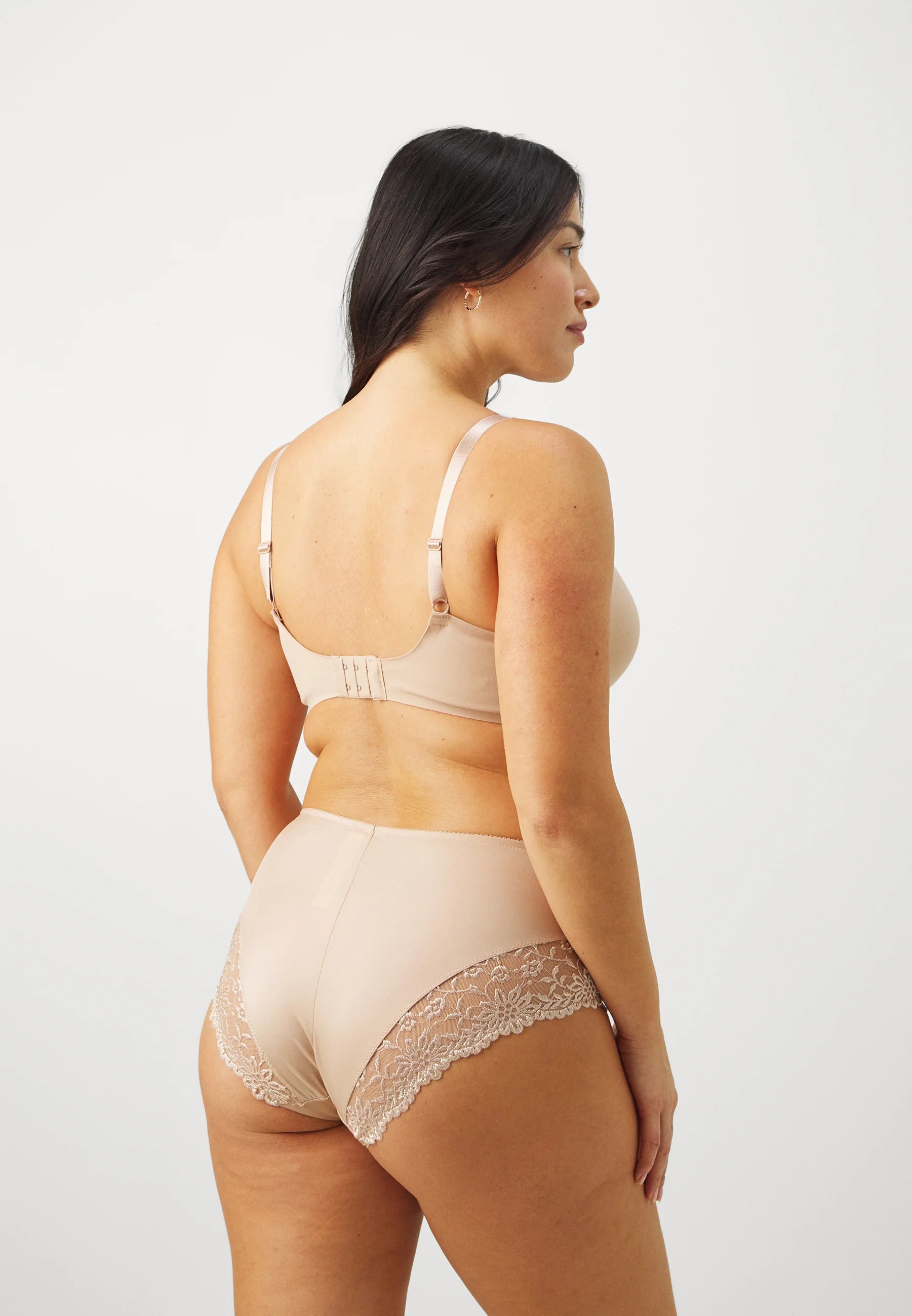 Triumph True Shape Sensation T-Shirt Bra – Nude