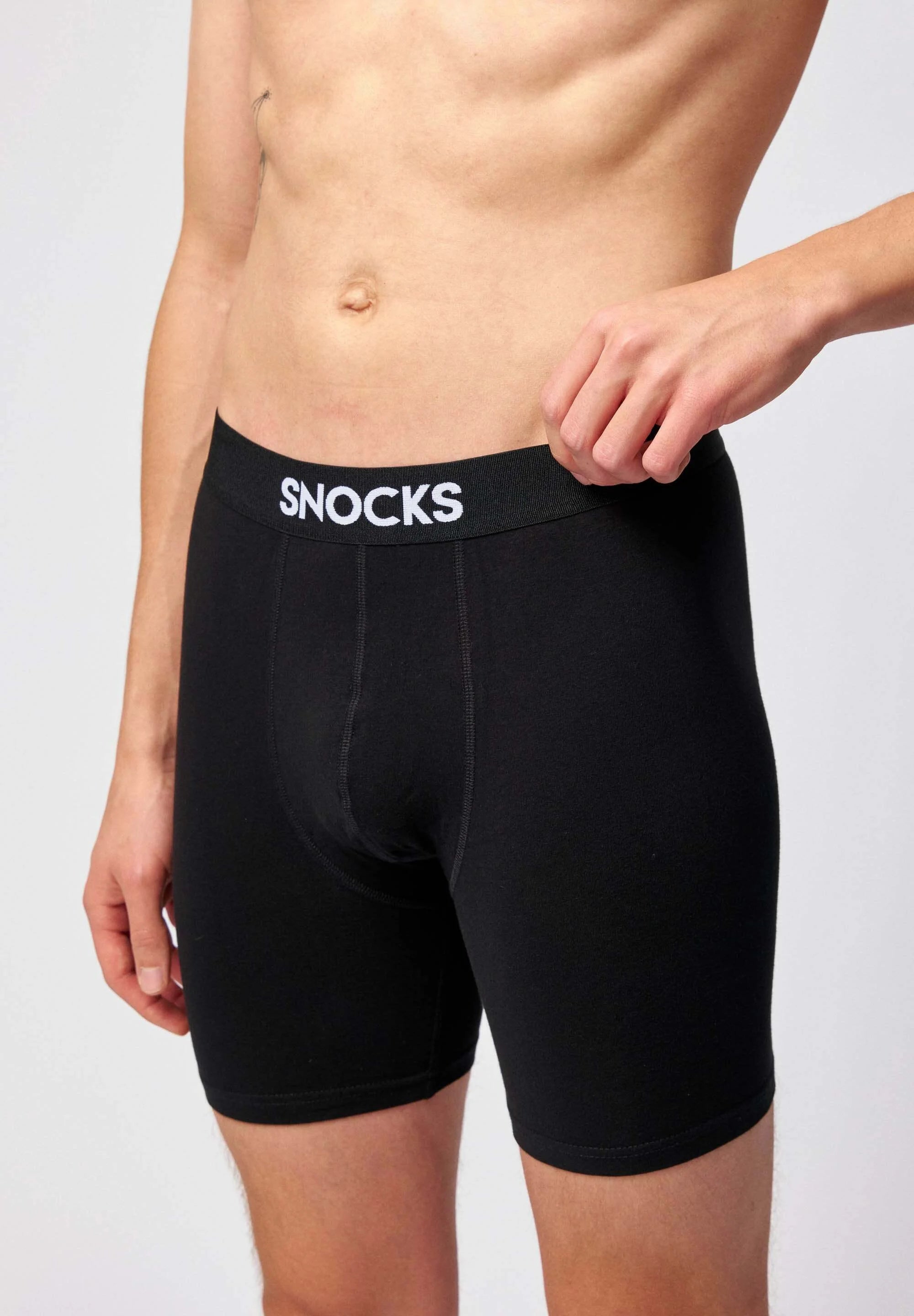 SNOCKS Boxerky s dlouhými nohavicemi – černé