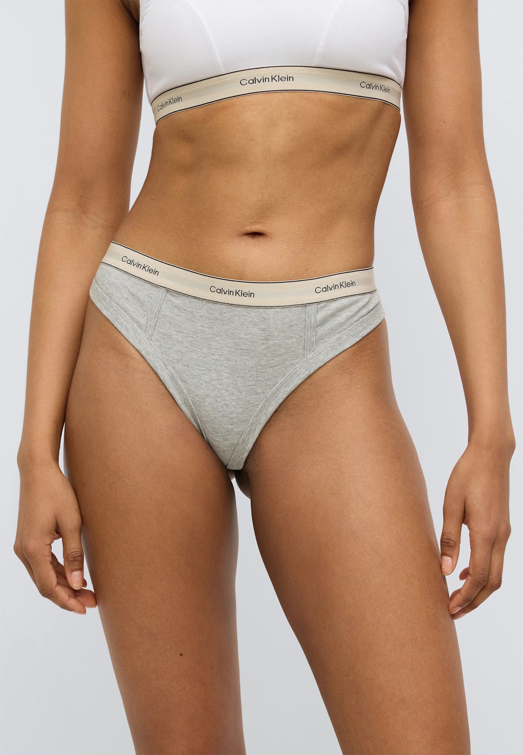 String en coton Calvin Klein Heritage – Gris chiné