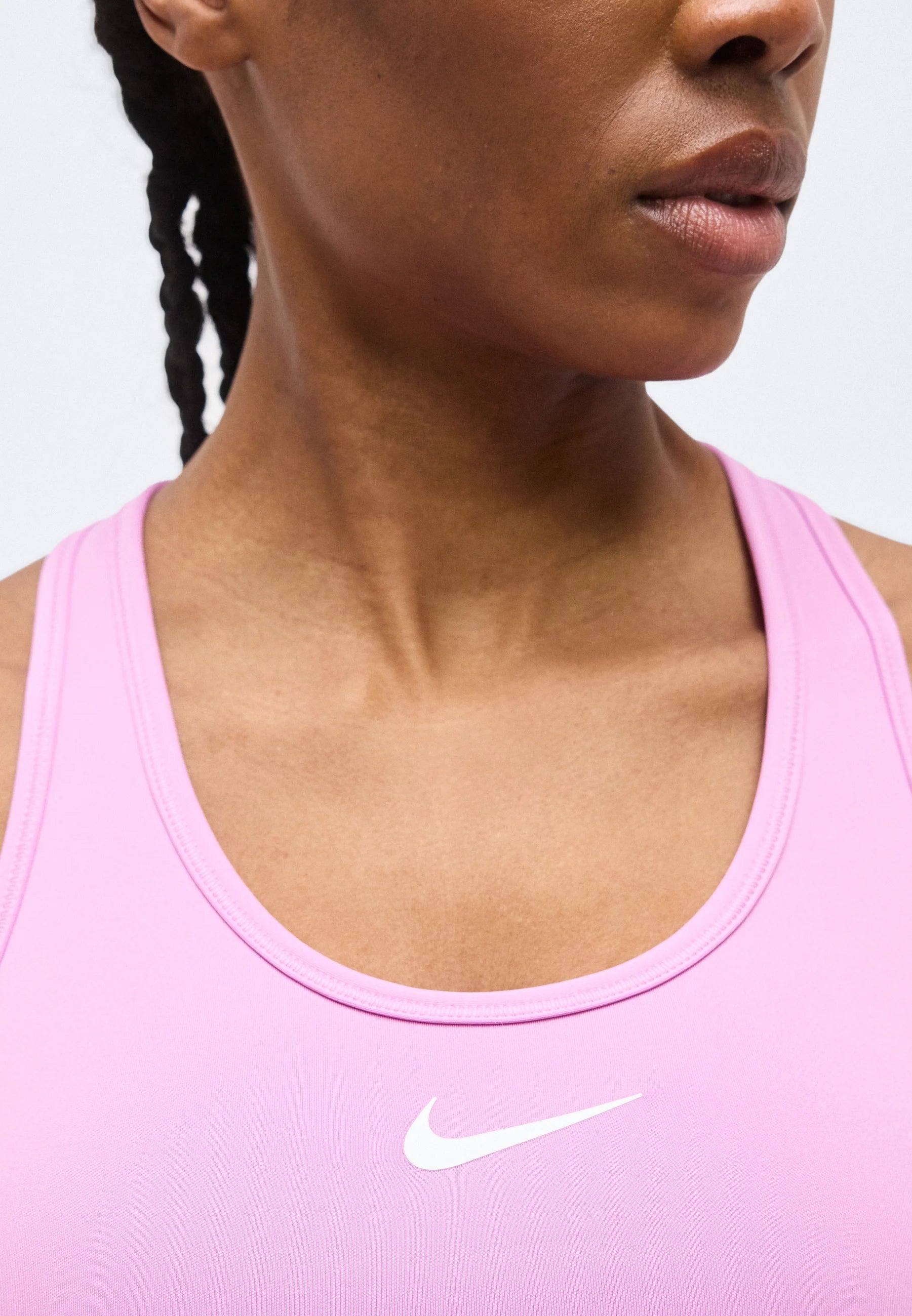 Soutien-gorge de sport Nike Medium Support – Magenta clair, Blanc