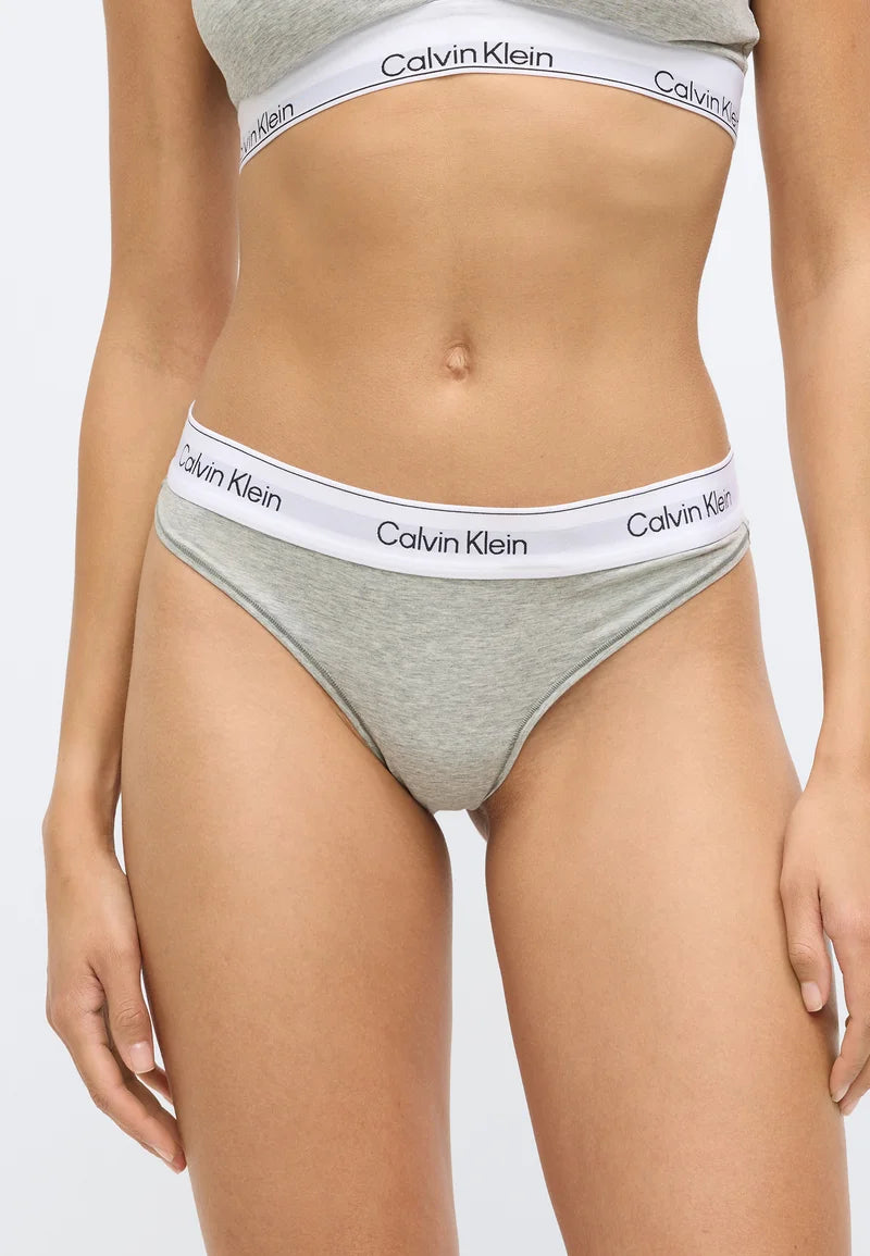 Dwupak stringów Calvin Klein – różowy, szary melanż