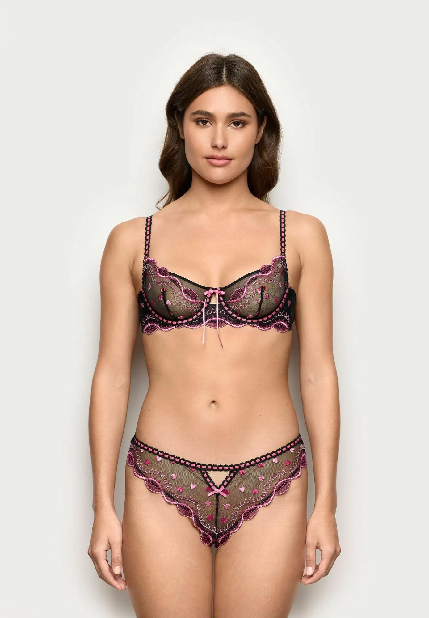 Slip Yamamay Deep Love – Nero, rosa ricamata