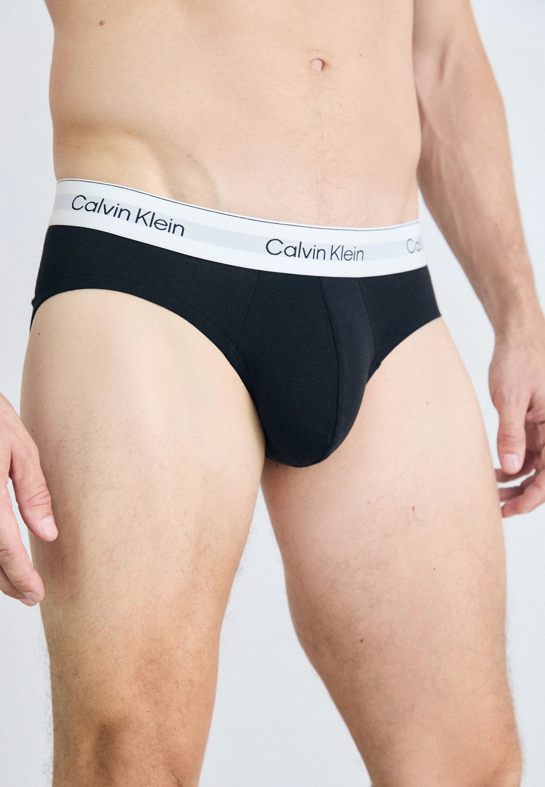 Calvin Klein Icon Bavlněné Stretch Hip kalhotky – 3 balení – Černá, Bijou, Stratified
