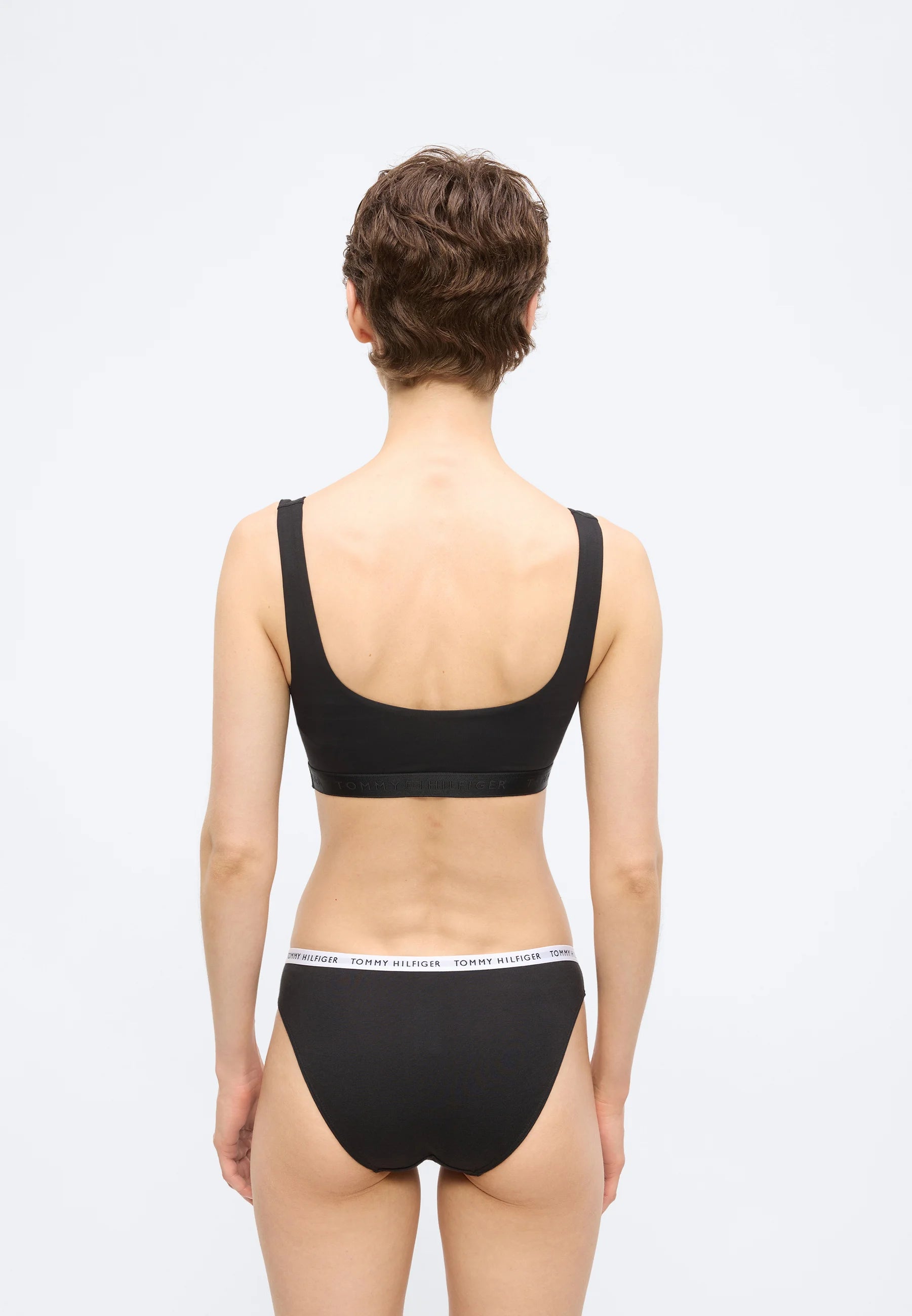 Reggiseno morbido Bralette sfoderato con logo moderno Tommy Hilfiger - Nero