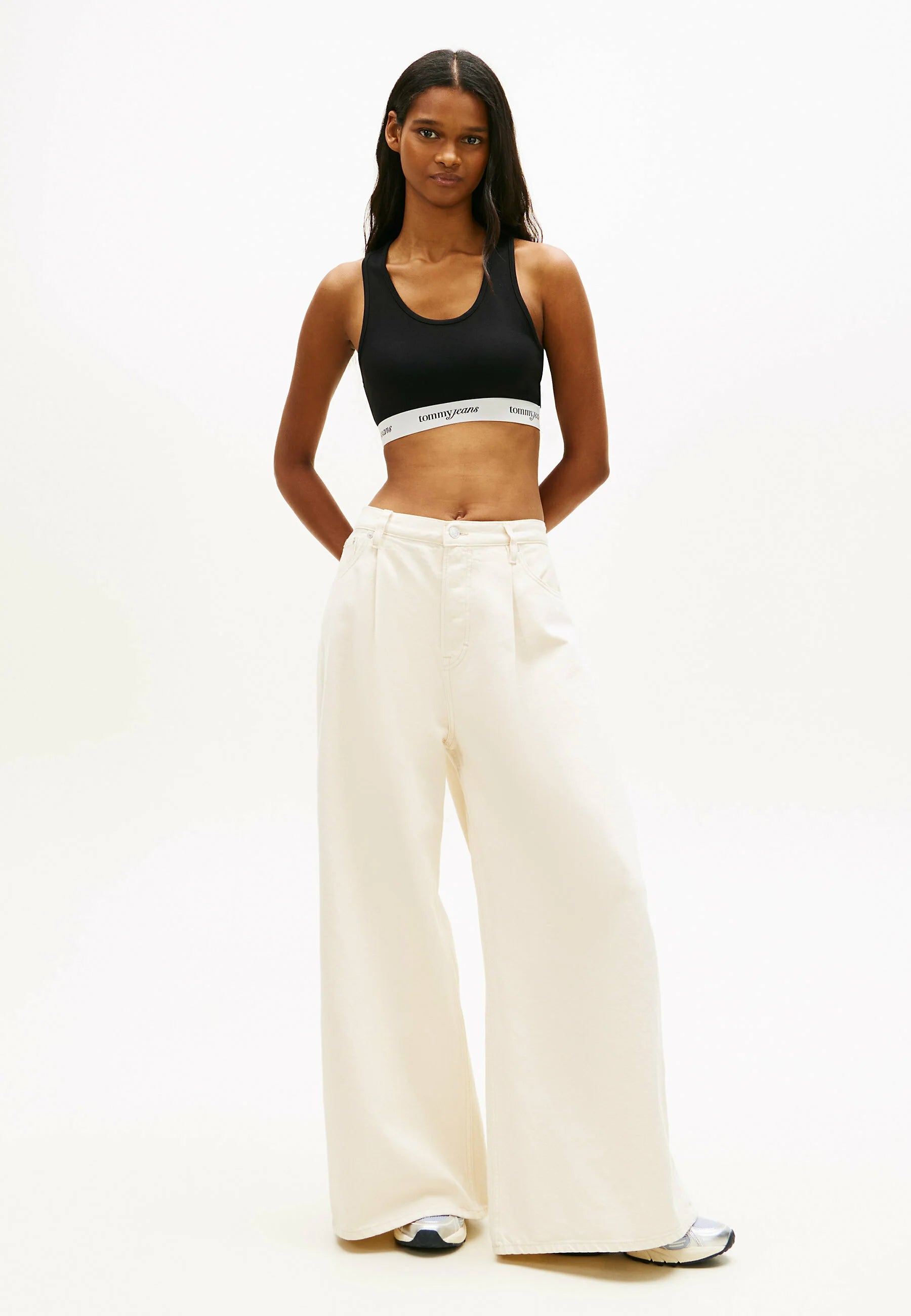 Tommy Jeans Repeat Logo Racerback Soft Bra – Black