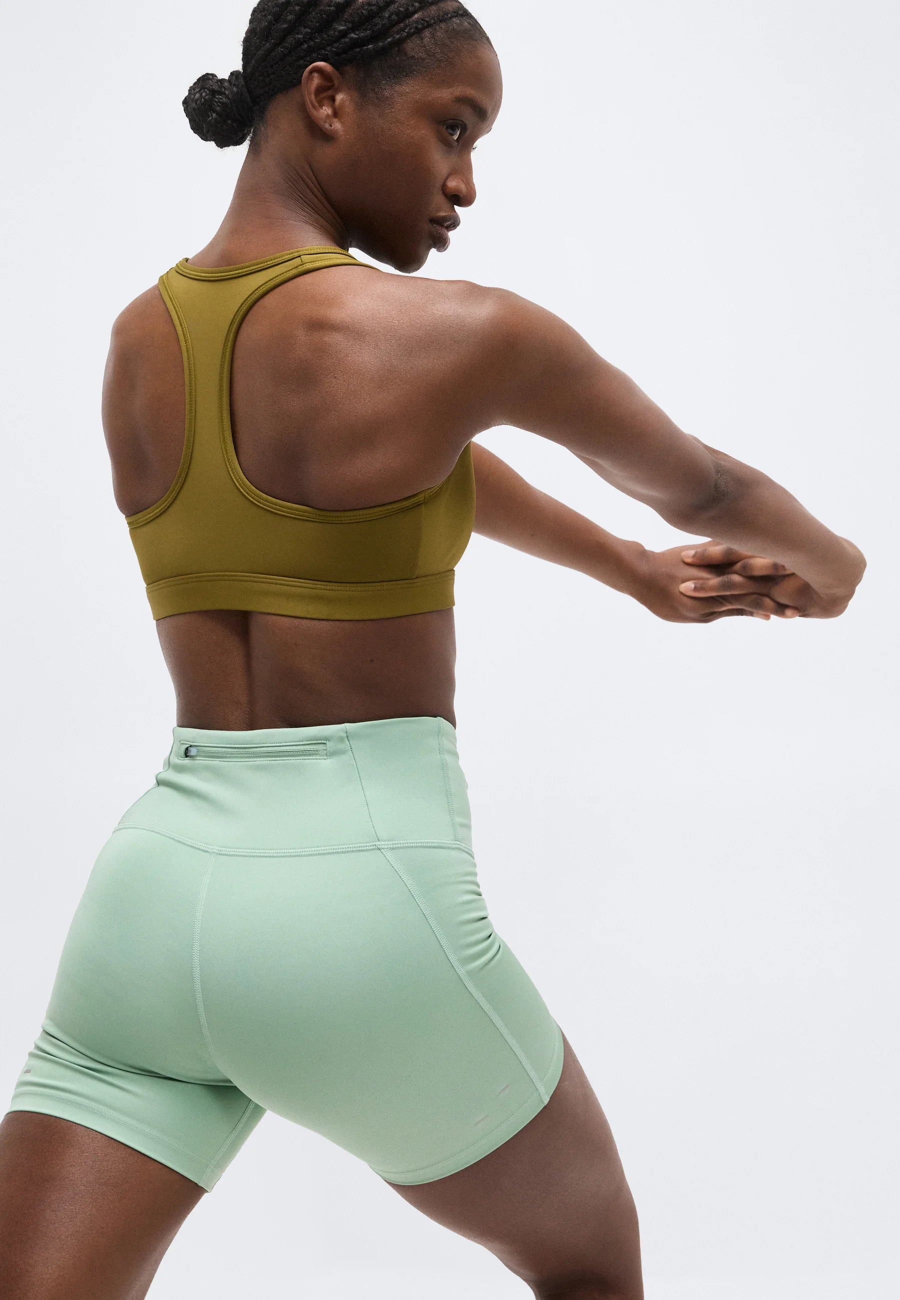 Nike Medium Support Sports Bra – Olive Flak, White