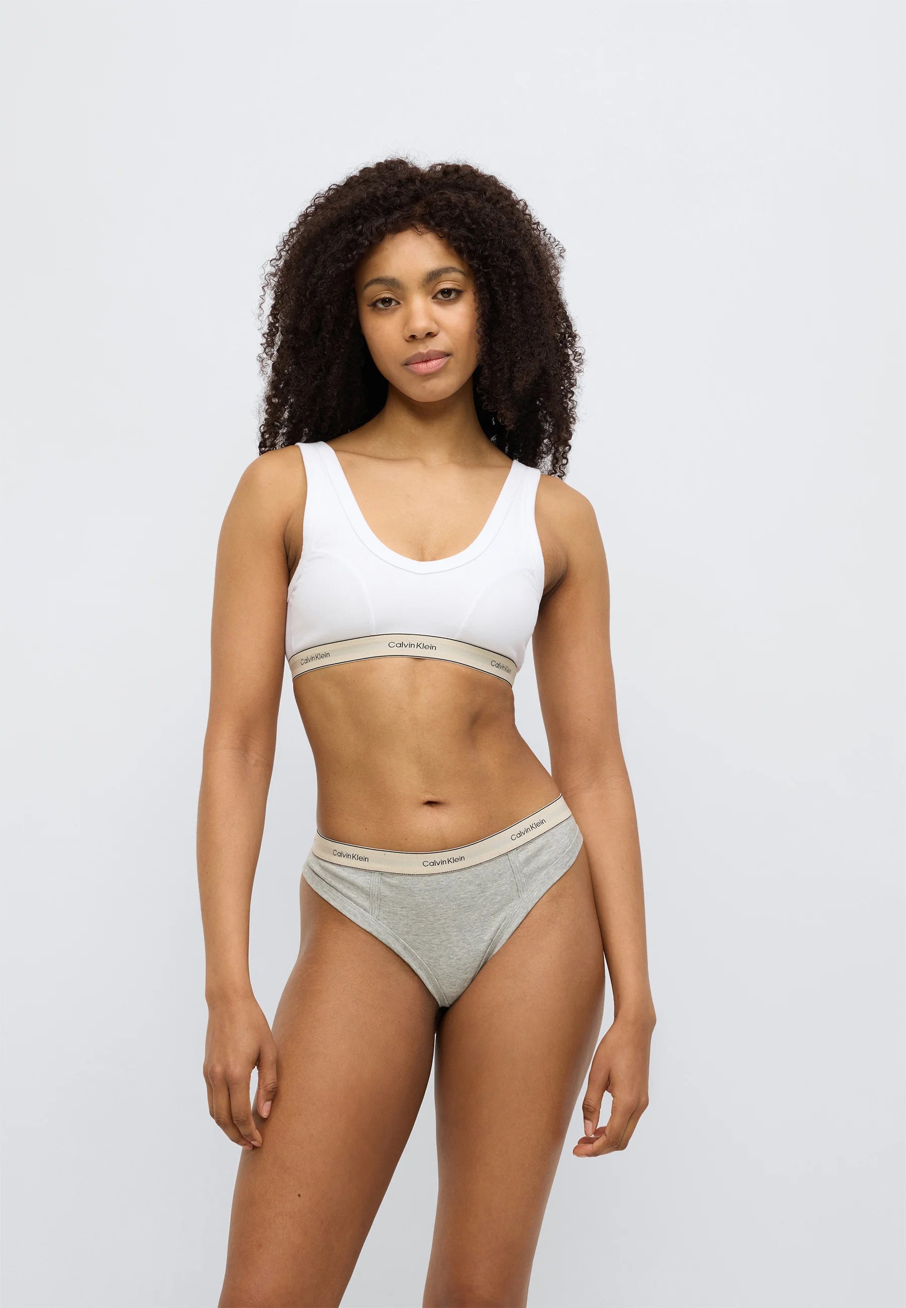 String en coton Calvin Klein Heritage – Gris chiné