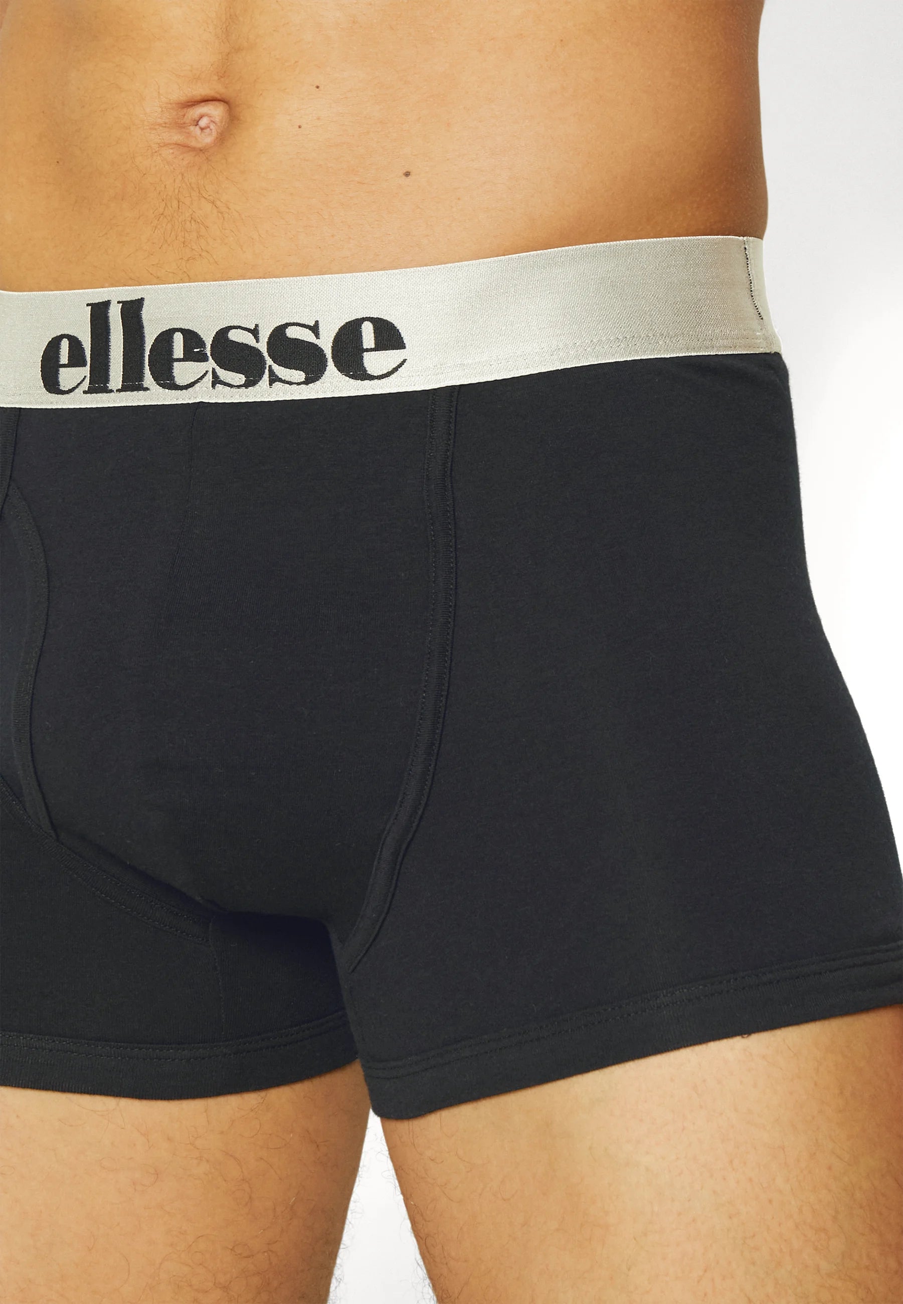 Ellesse Anya 5 par spodenek – czarne