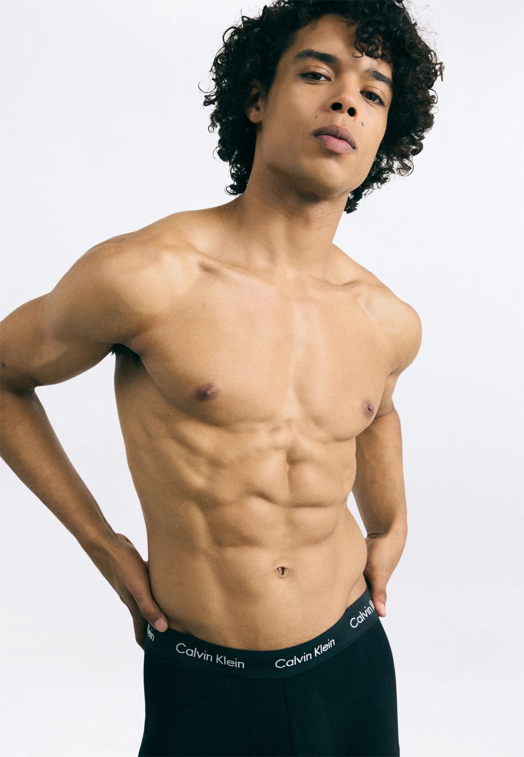 Calvin Klein Cotton Stretch Trunks – 3er-Pack – Schwarz, Weiß, Blue Shadow