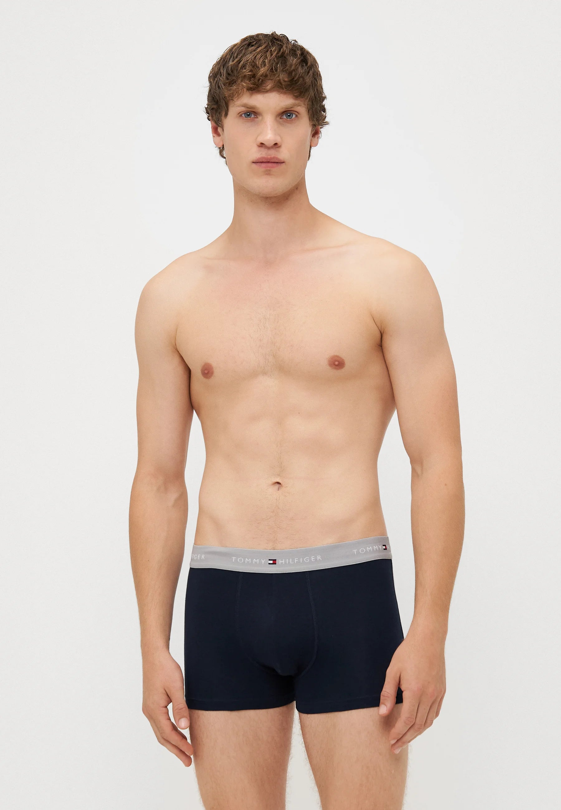 Tommy Hilfiger Signature Trunk 5er-Pack – Desert Sky, Antiksilber, Weiß