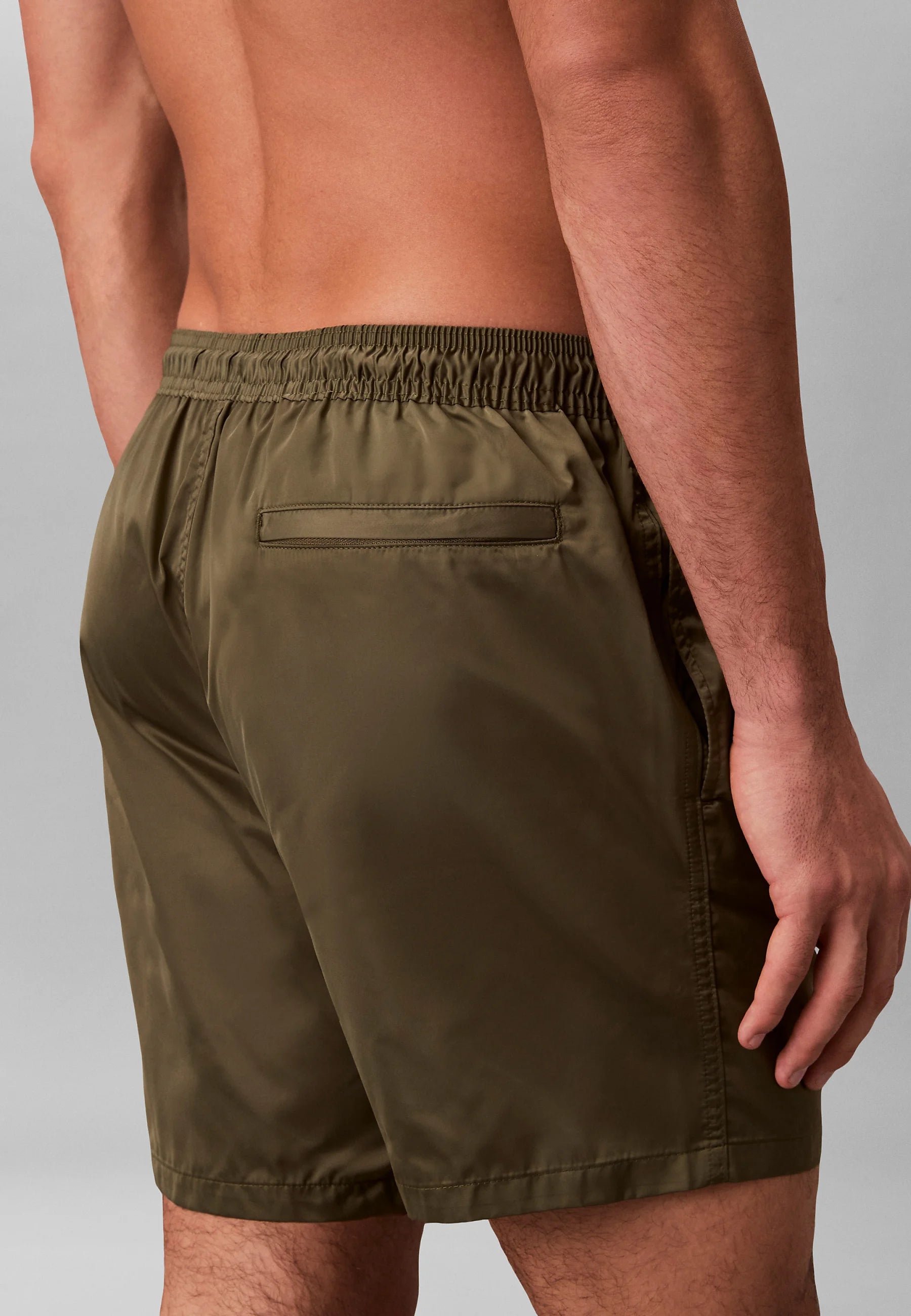 Short de bain technique à cordon de serrage moyen Calvin Klein - Vert brosse