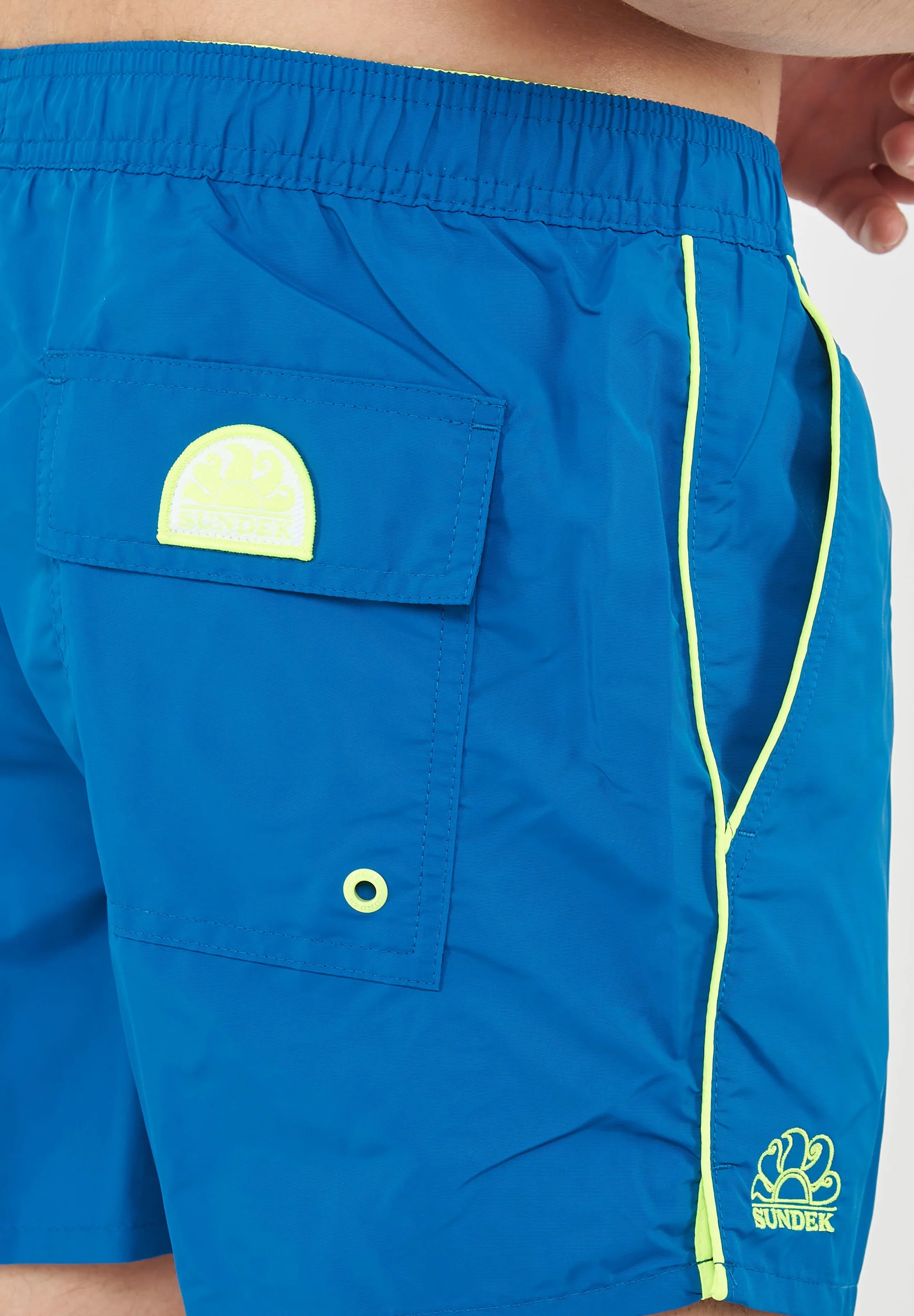 SUNDEK Coltrane Board-Badeshorts – Tief