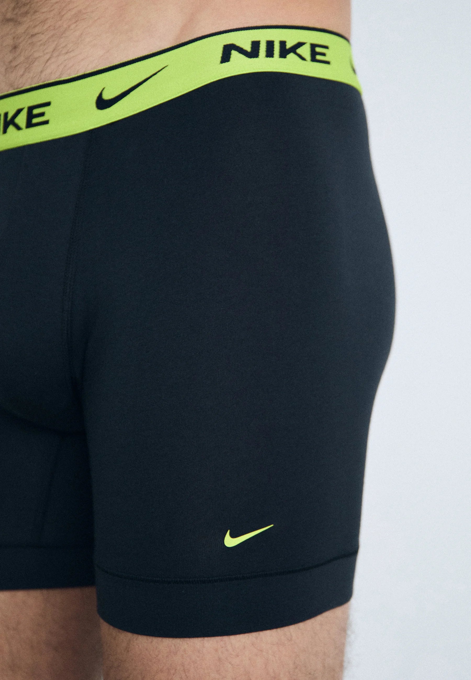 Nike Underwear 3 Pack Trunks – Black, Grey Heather, Dark Pony