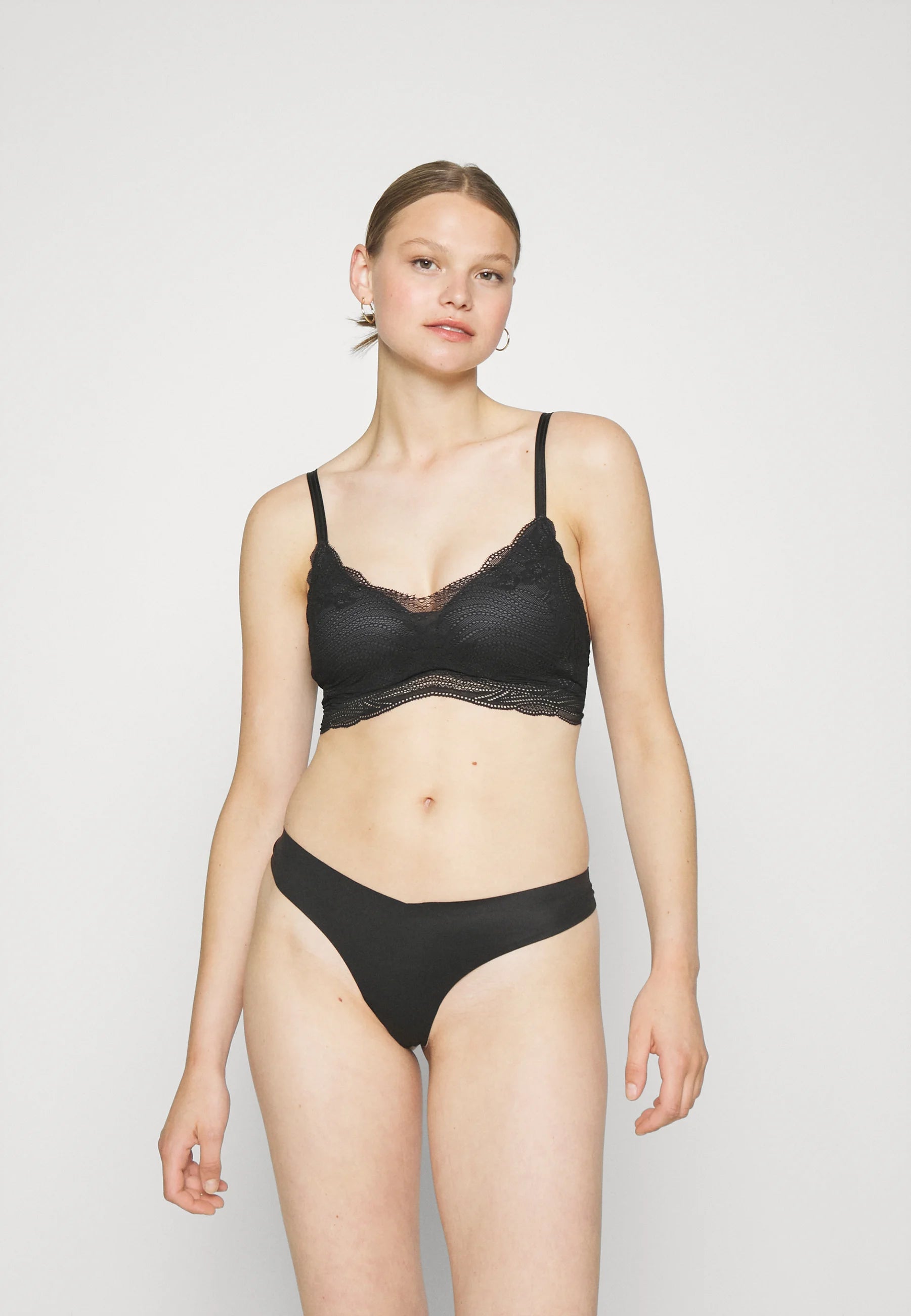 Triumph Lift Smart Bustier – Černá