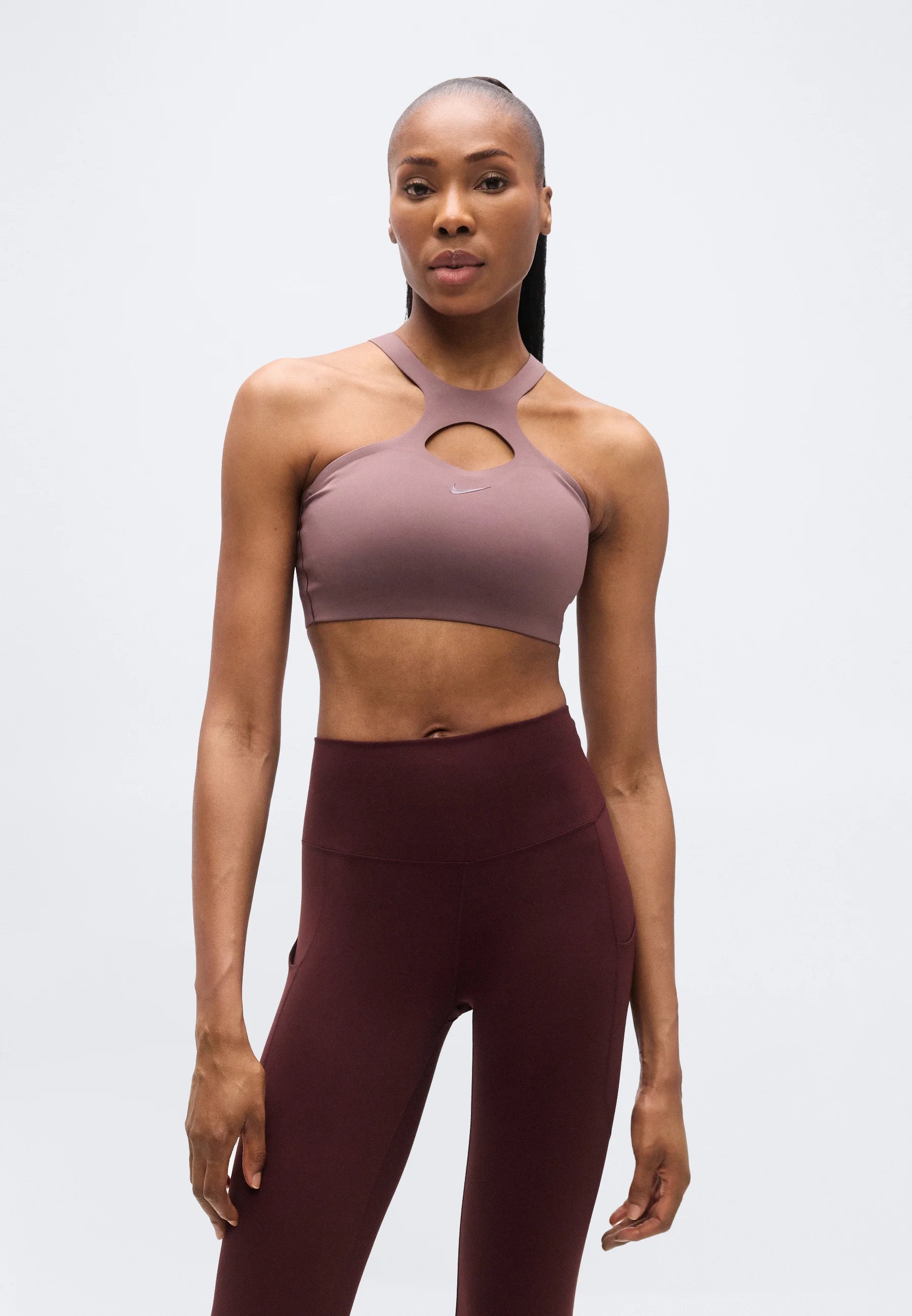 Nike Medium Support Sports Bra – Tattoo, Burgundy Crush