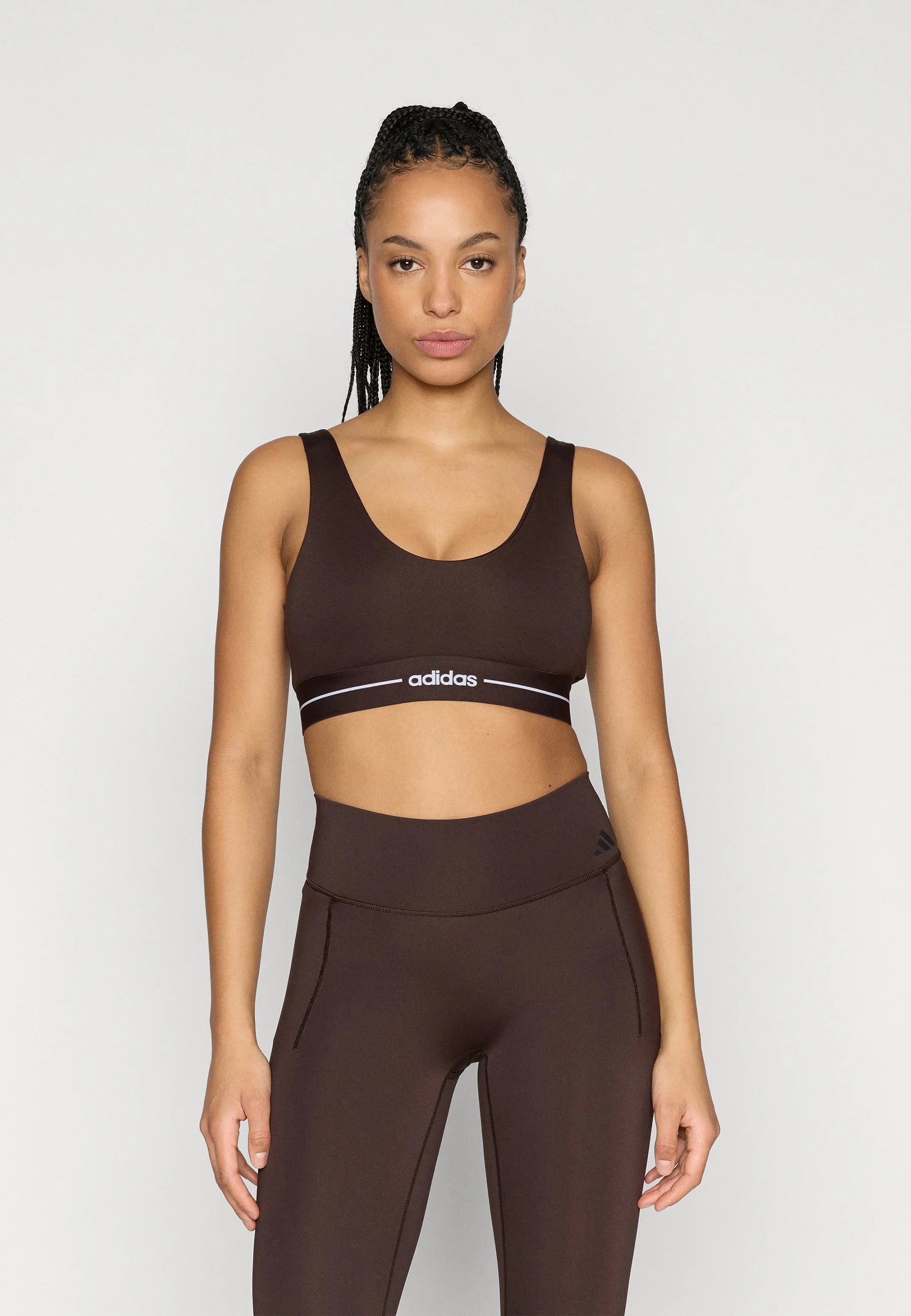 Adidas Performance Hyperglam BH mit mittlerem Halt – Aurora Coffee