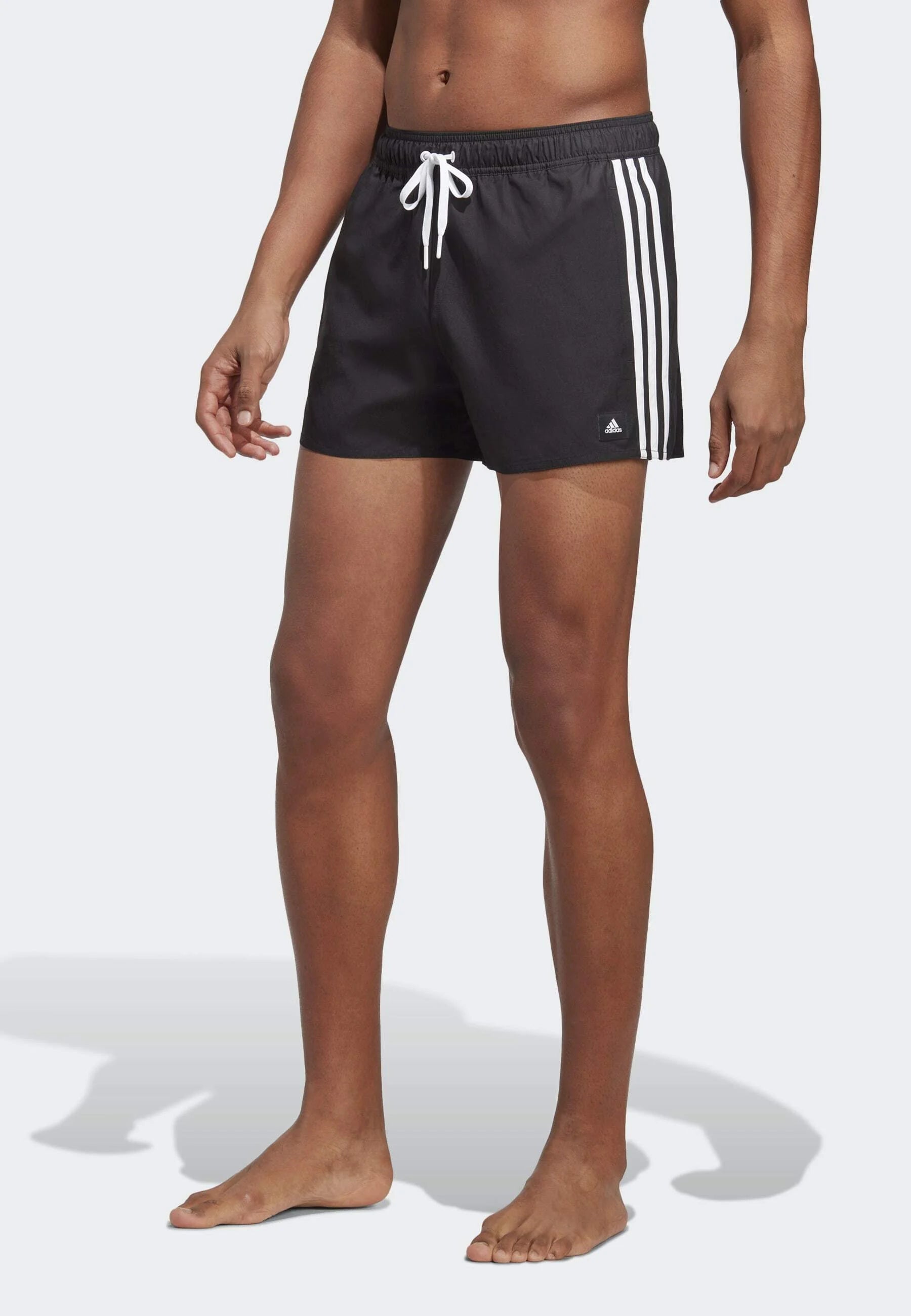 Adidas 3 Stripes Short de bain classique très court – Noir, Blanc