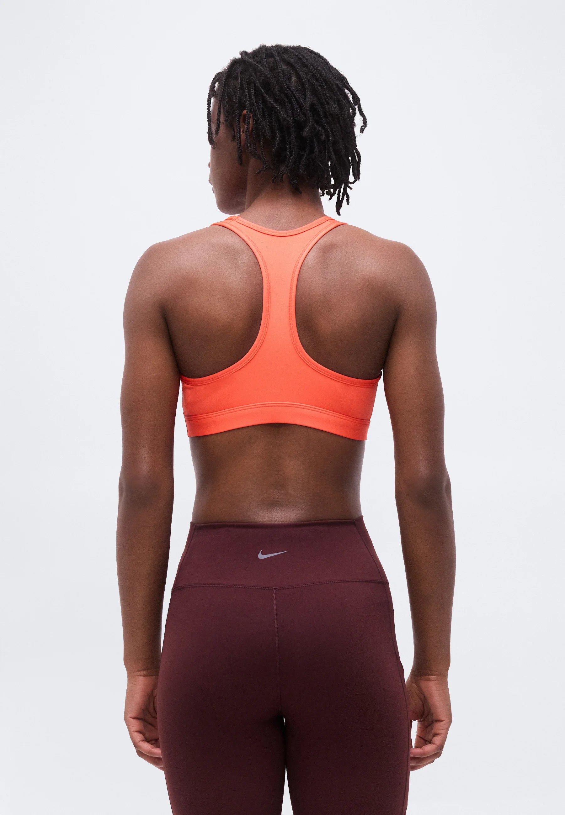 Soutien-gorge de sport Nike à maintien moyen – Pourpre clair, Blanc