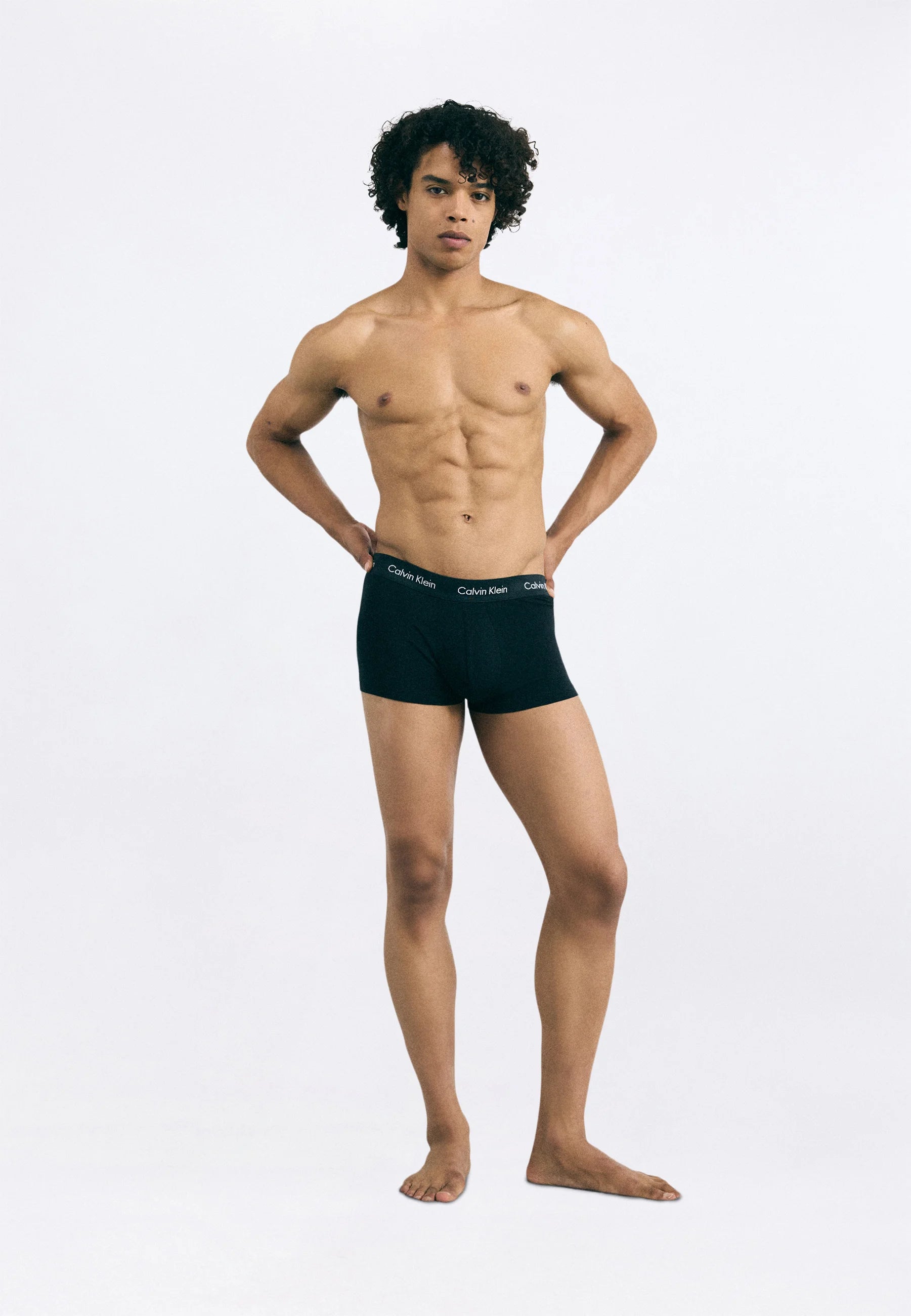 Calvin Klein Cotton Stretch Trunks – 3er-Pack – Schwarz, Weiß, Blue Shadow