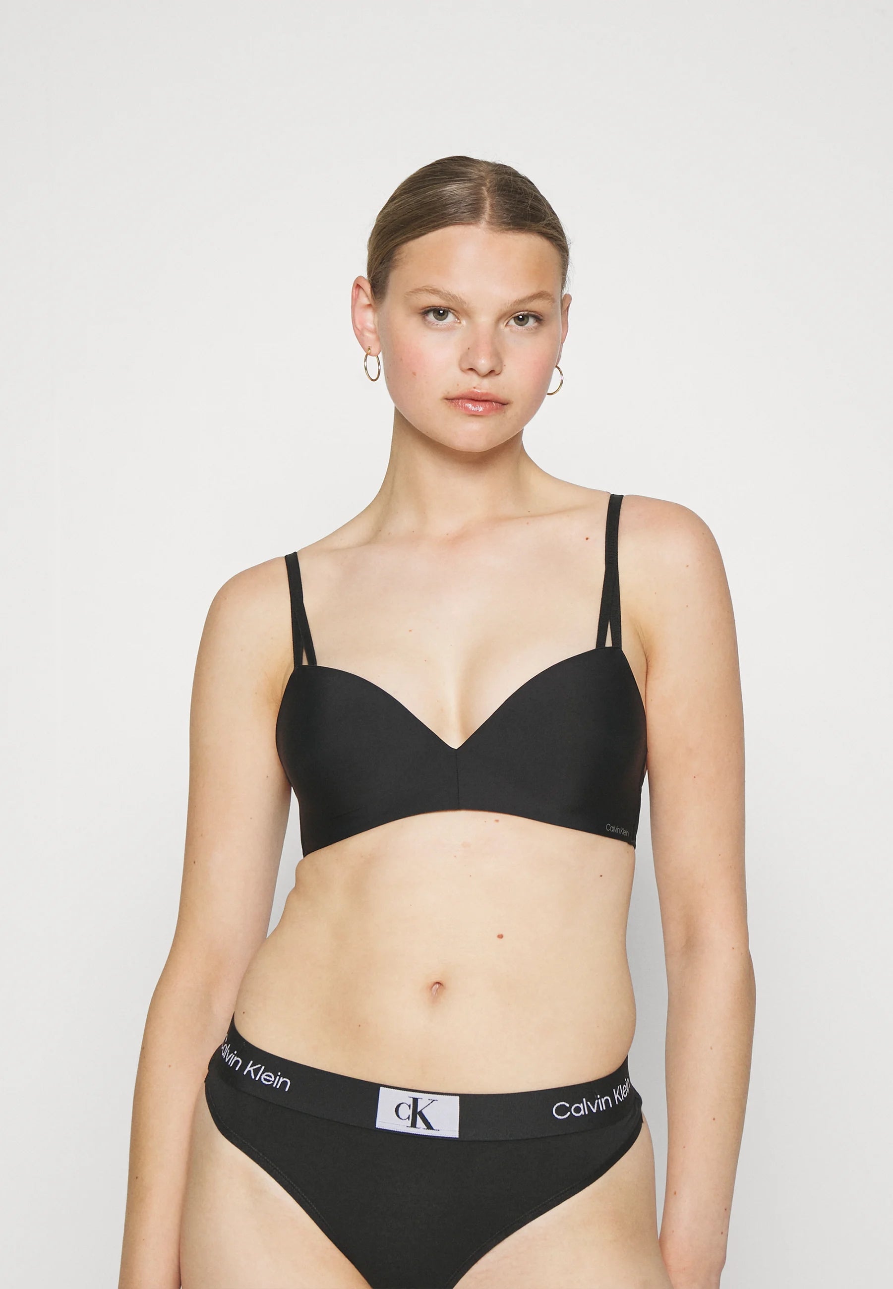 Calvin Klein Lift Demi T-Shirt Bra – Black