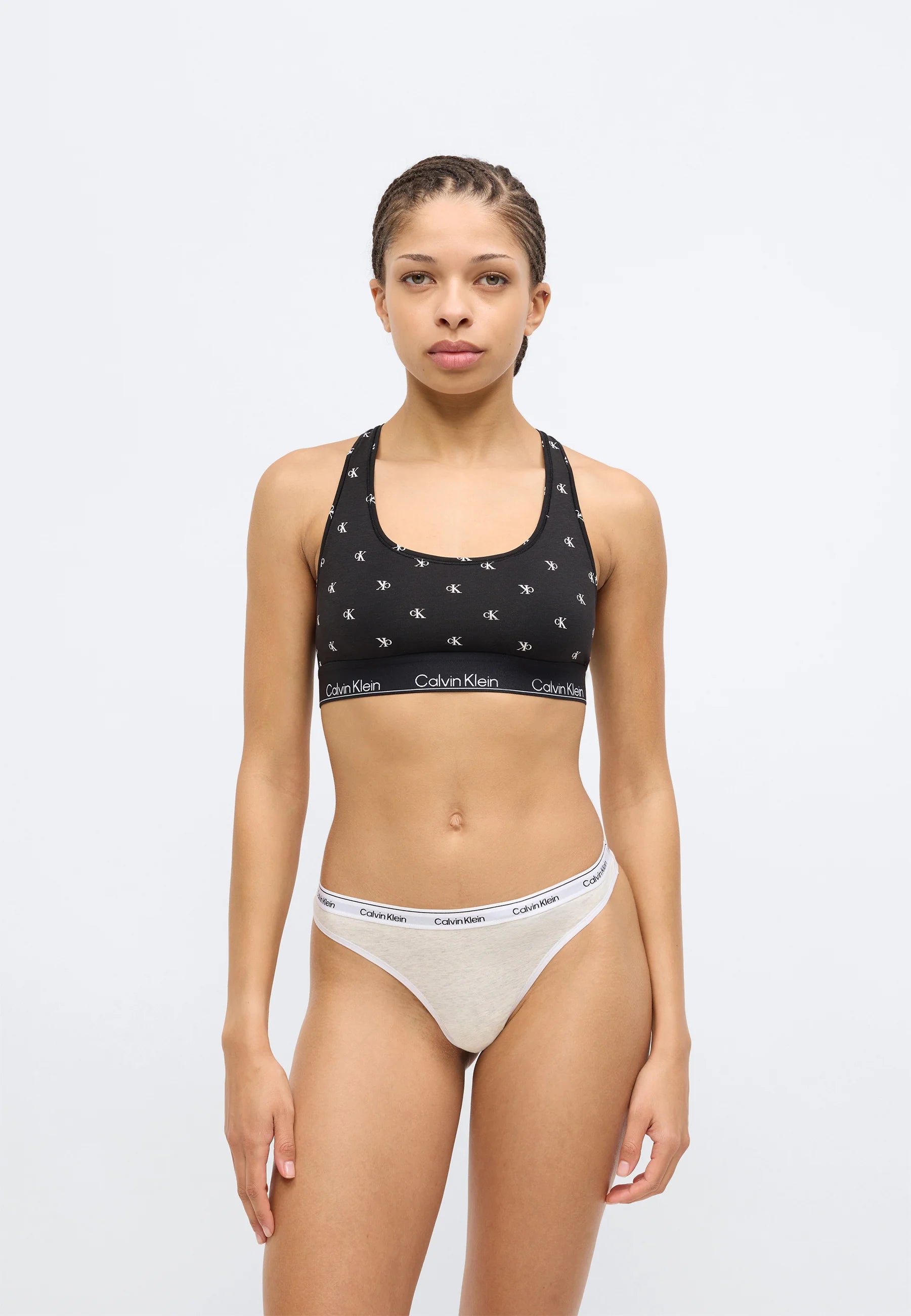 Zestaw 5 stringów Calvin Klein Icon Logo – czarny, śnieżny wrzos