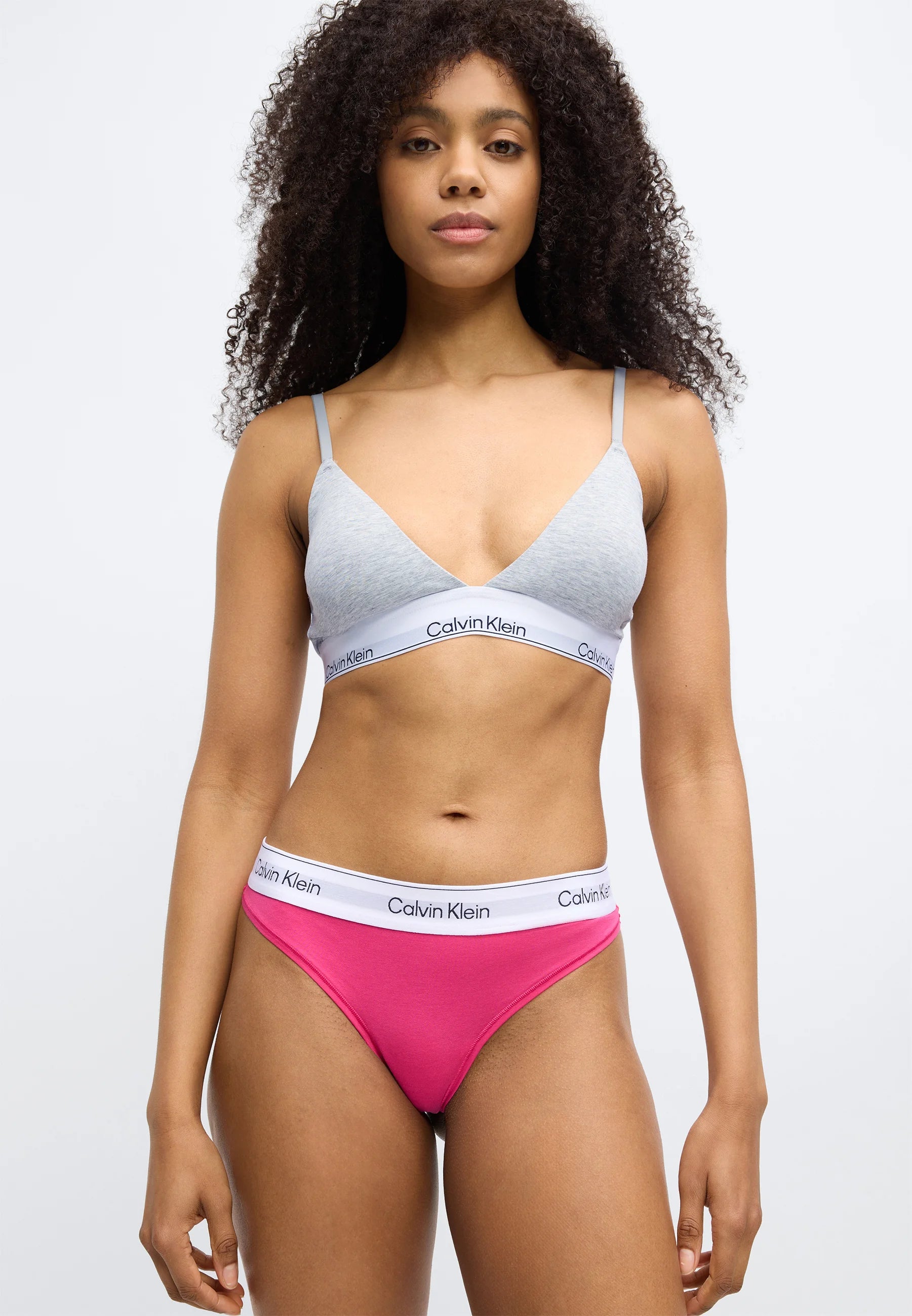 Calvin Klein Icon Thong – Vibrant Pink