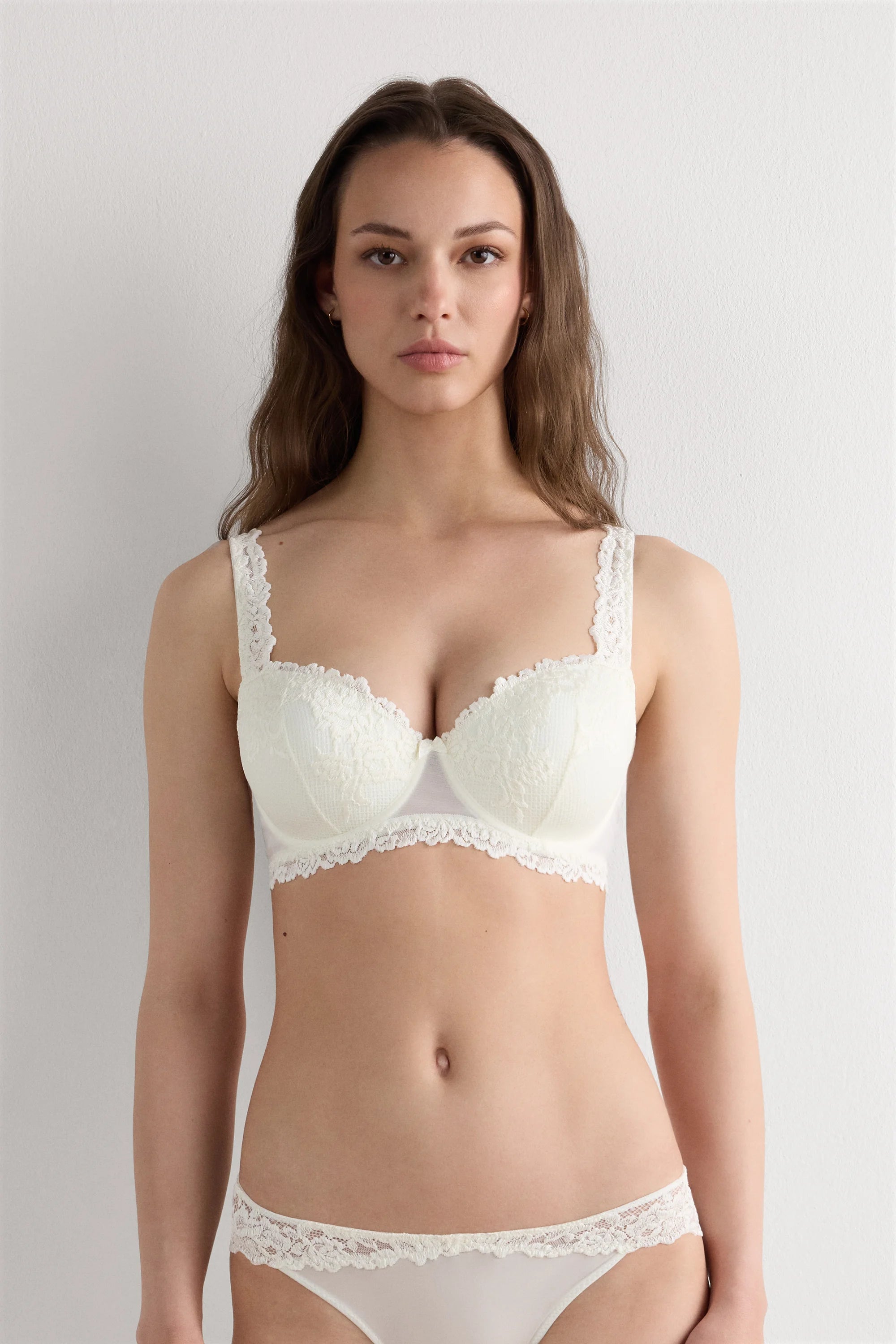 Intimissimi Pretty Flowers Sofia Balconette Underwire Bra – White