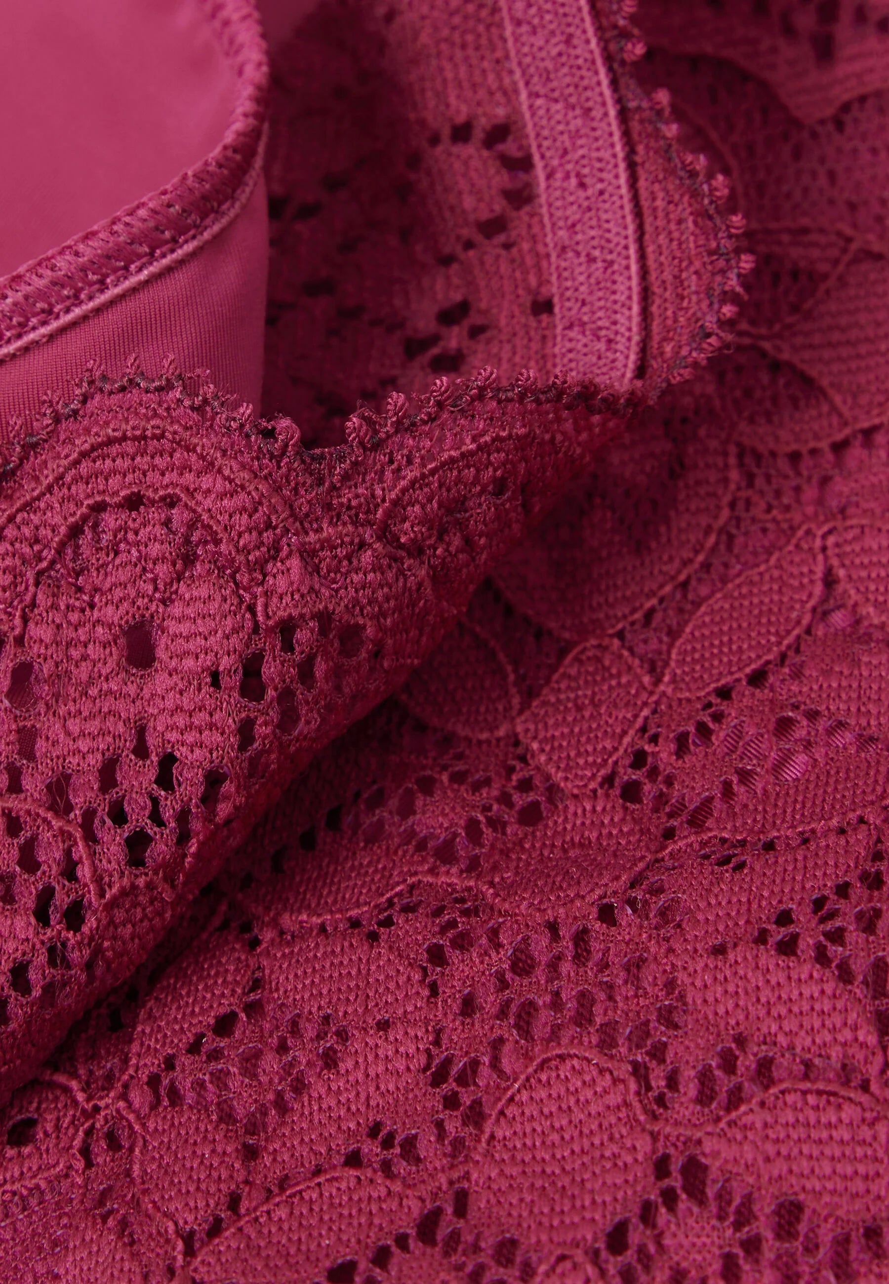 Intimissimi String Dentelle – Rose