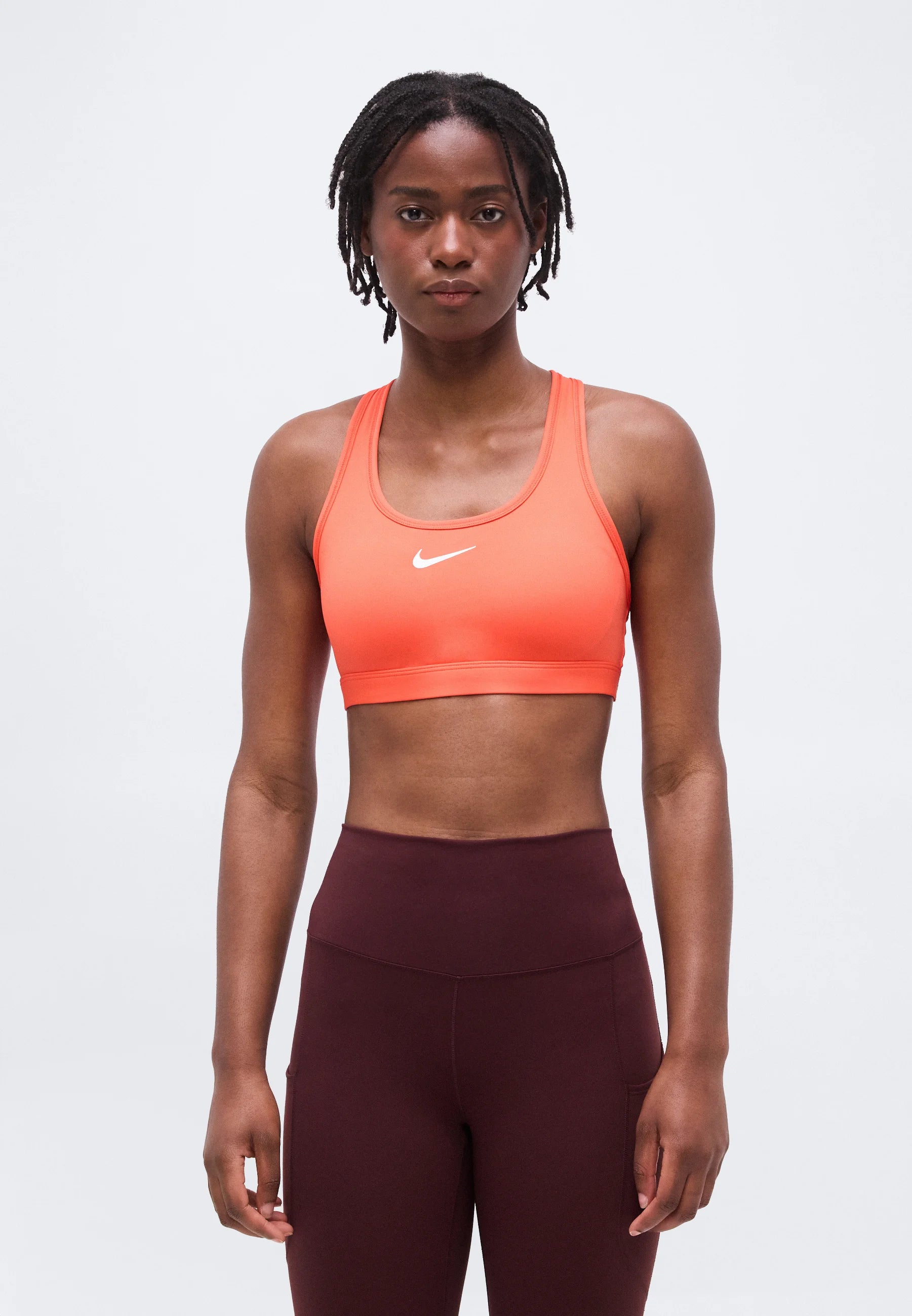 Soutien-gorge de sport Nike à maintien moyen – Pourpre clair, Blanc