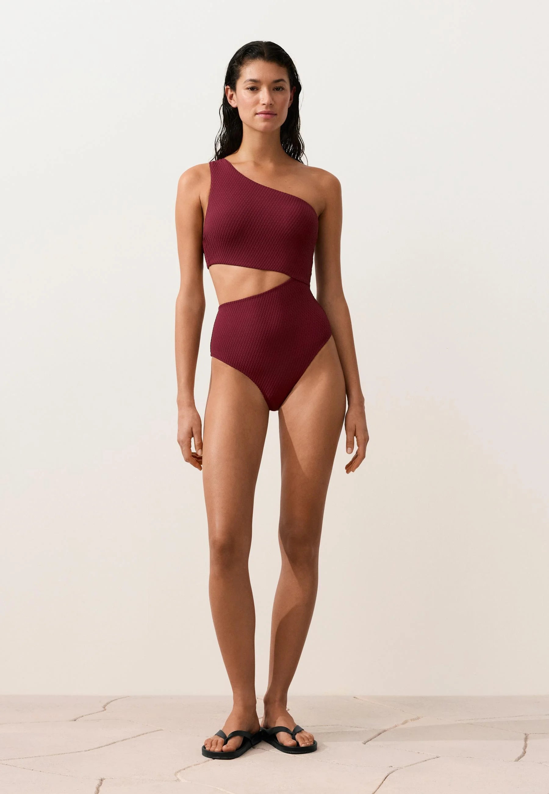 OYSHO Mini Check Jacquard Asymetrické Trikini plavky – Cherry