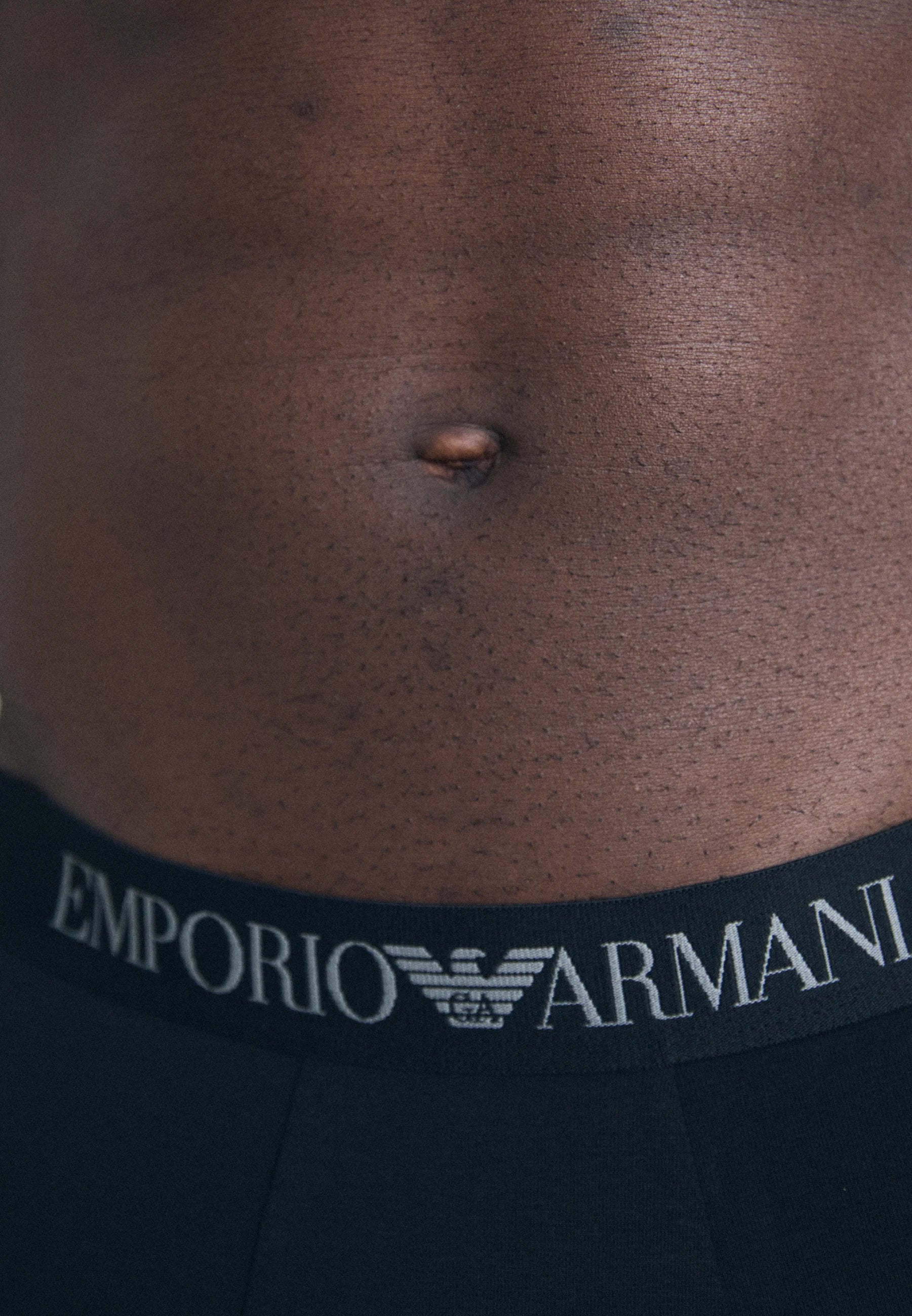 2 pary spodenek Emporio Armani – Eagle