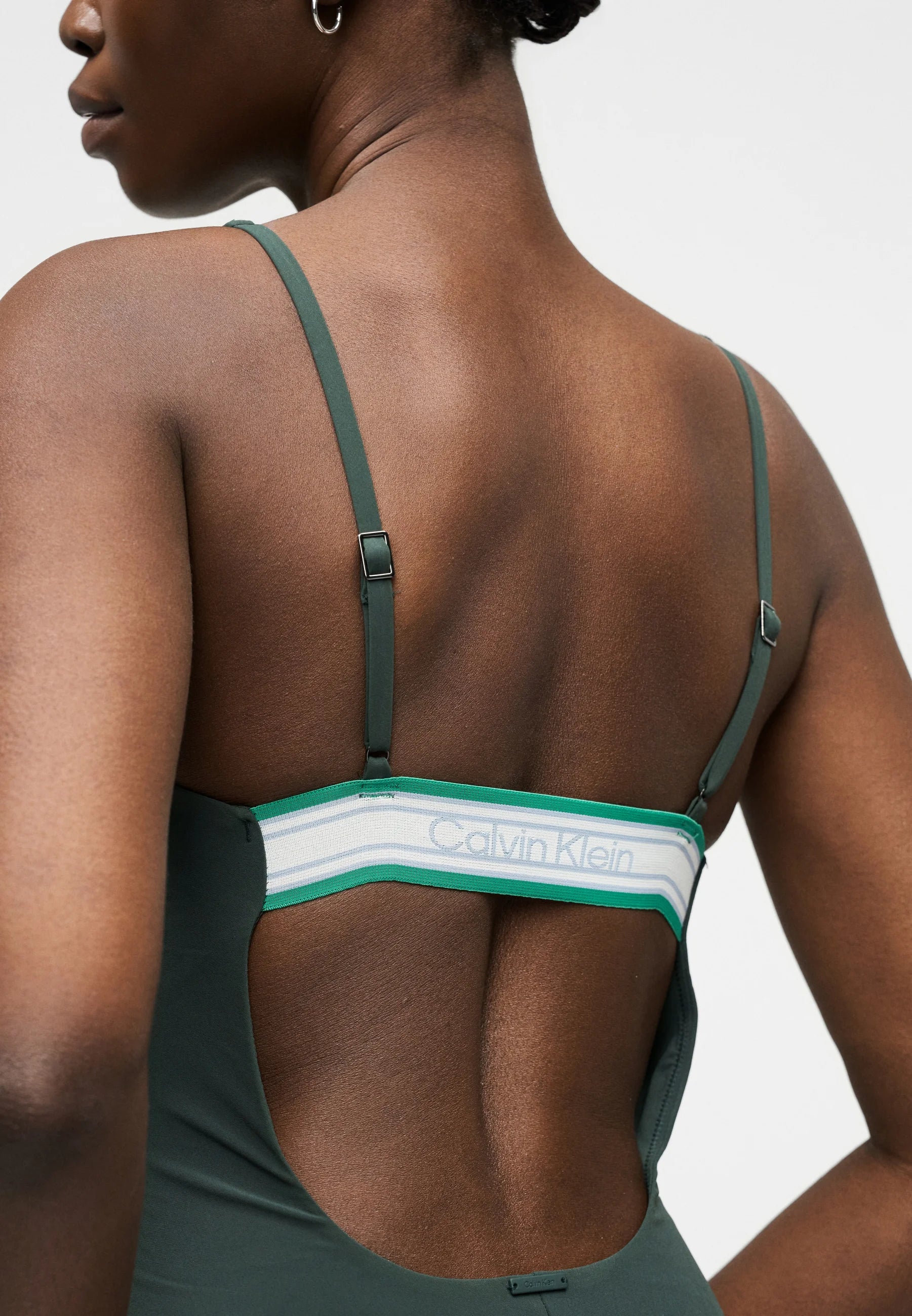 Jednodílné plavky Calvin Klein Scoop Back Icon Stripe – Darkest Spruce