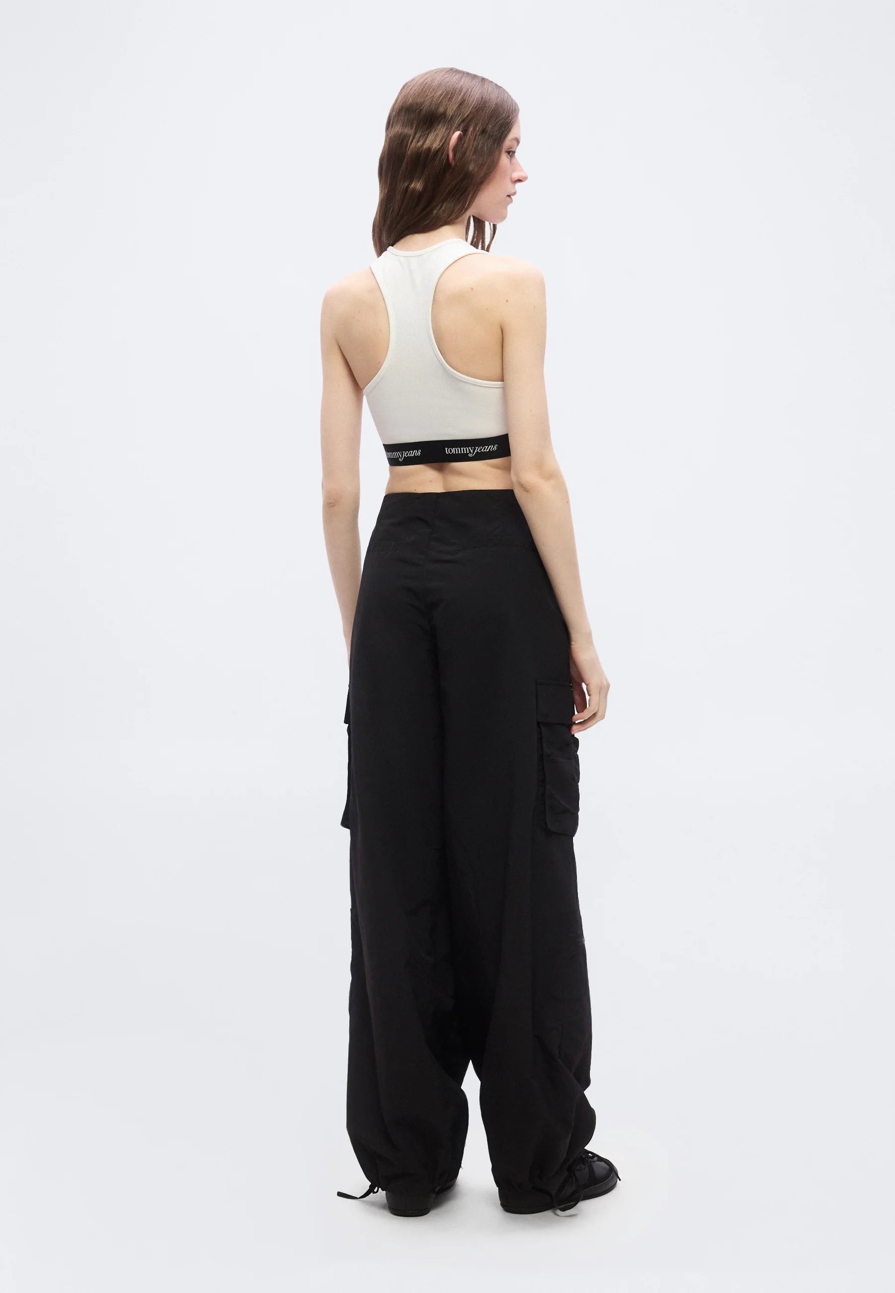 Tommy Jeans Repeat Logo Racerback Soft Bra – Ecru