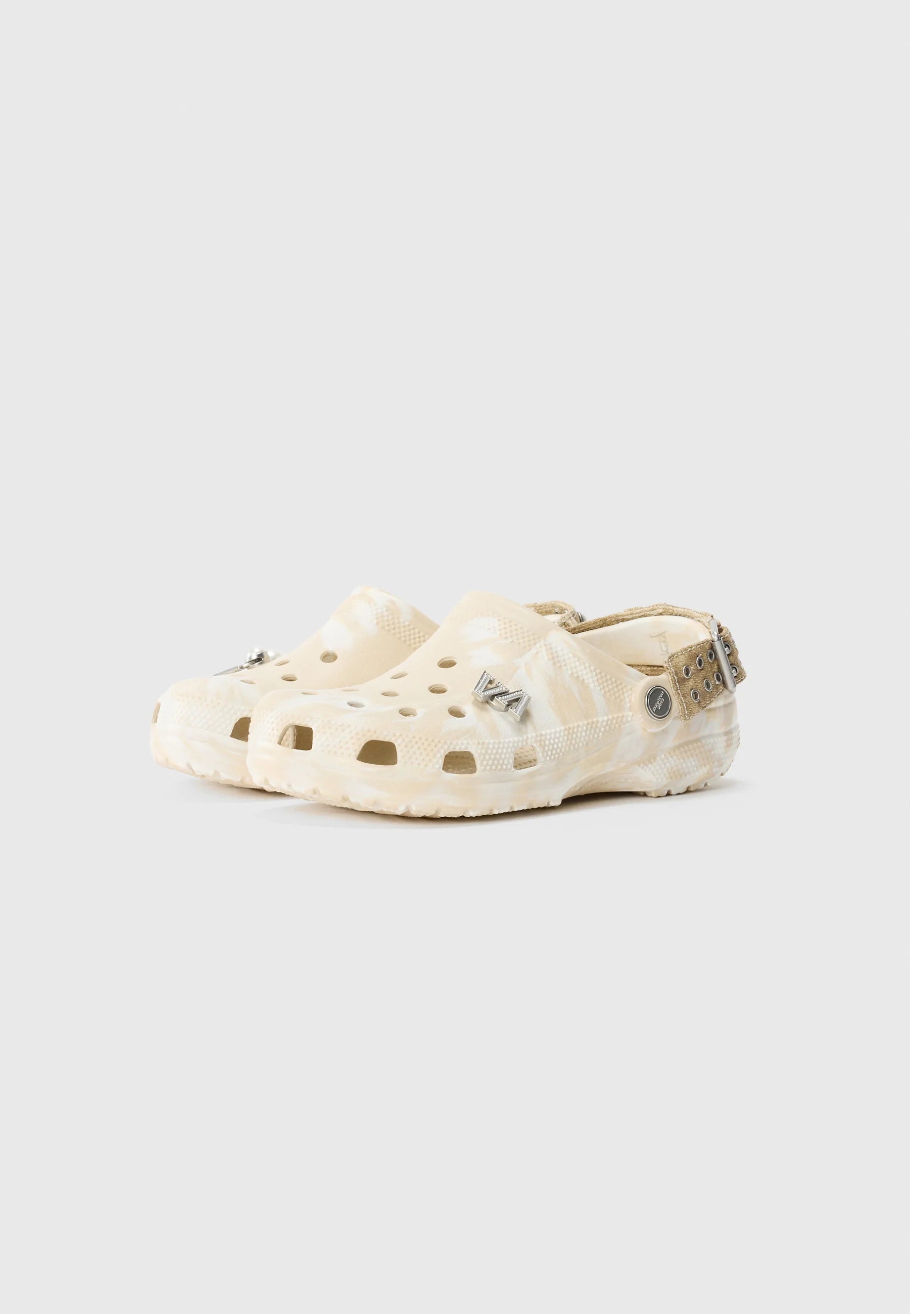 Crocs Elevator Boys Classic Unisex Clog – Sandstone