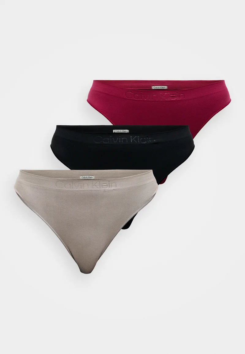 Lot de 3 tongs Calvin Klein Bonded Flex sans couture – Noir, Vison, Rouge betterave