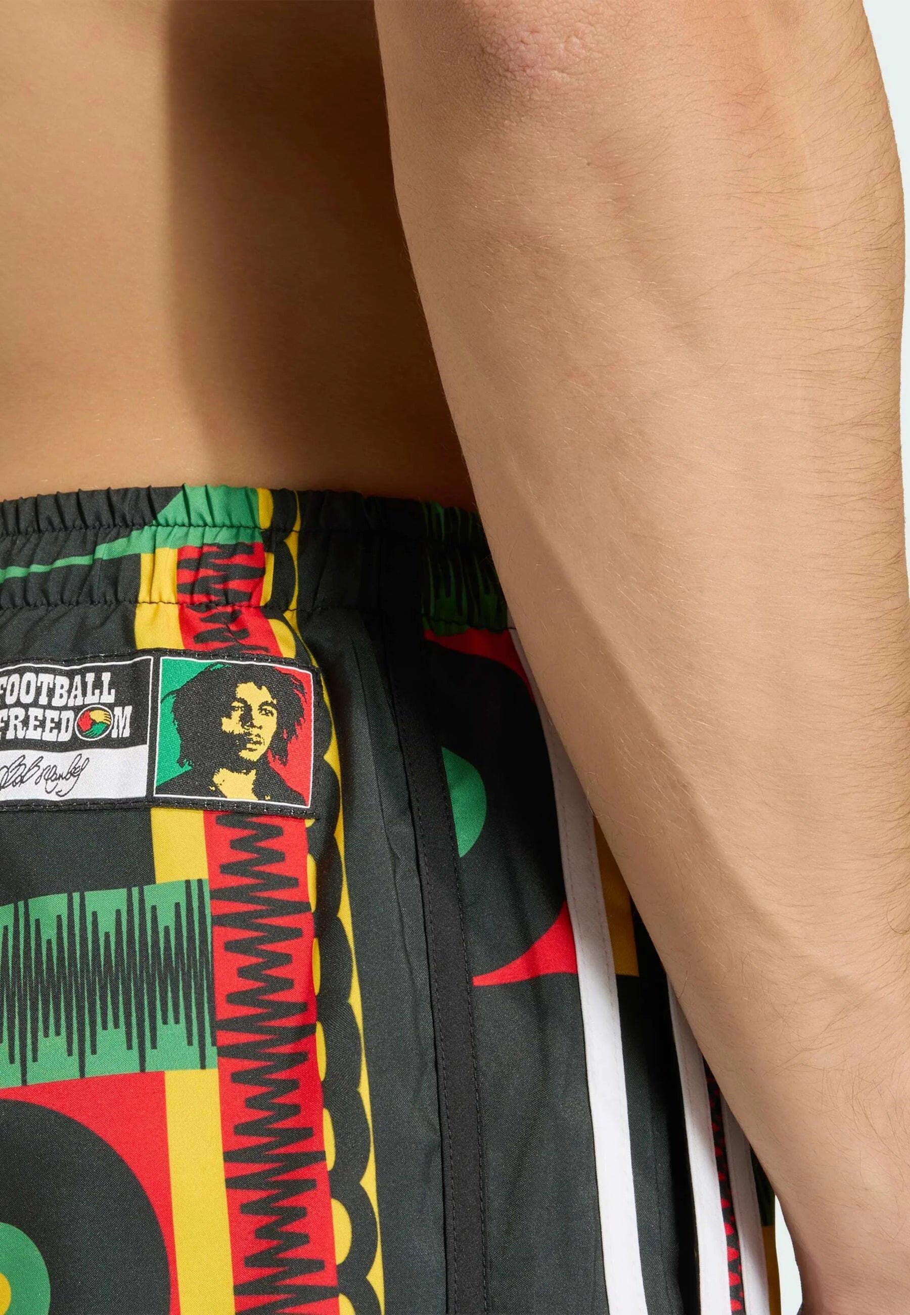 Short de bain Adidas Originals Jamaica 5 pouces – Vert vif, Noir, Blanc