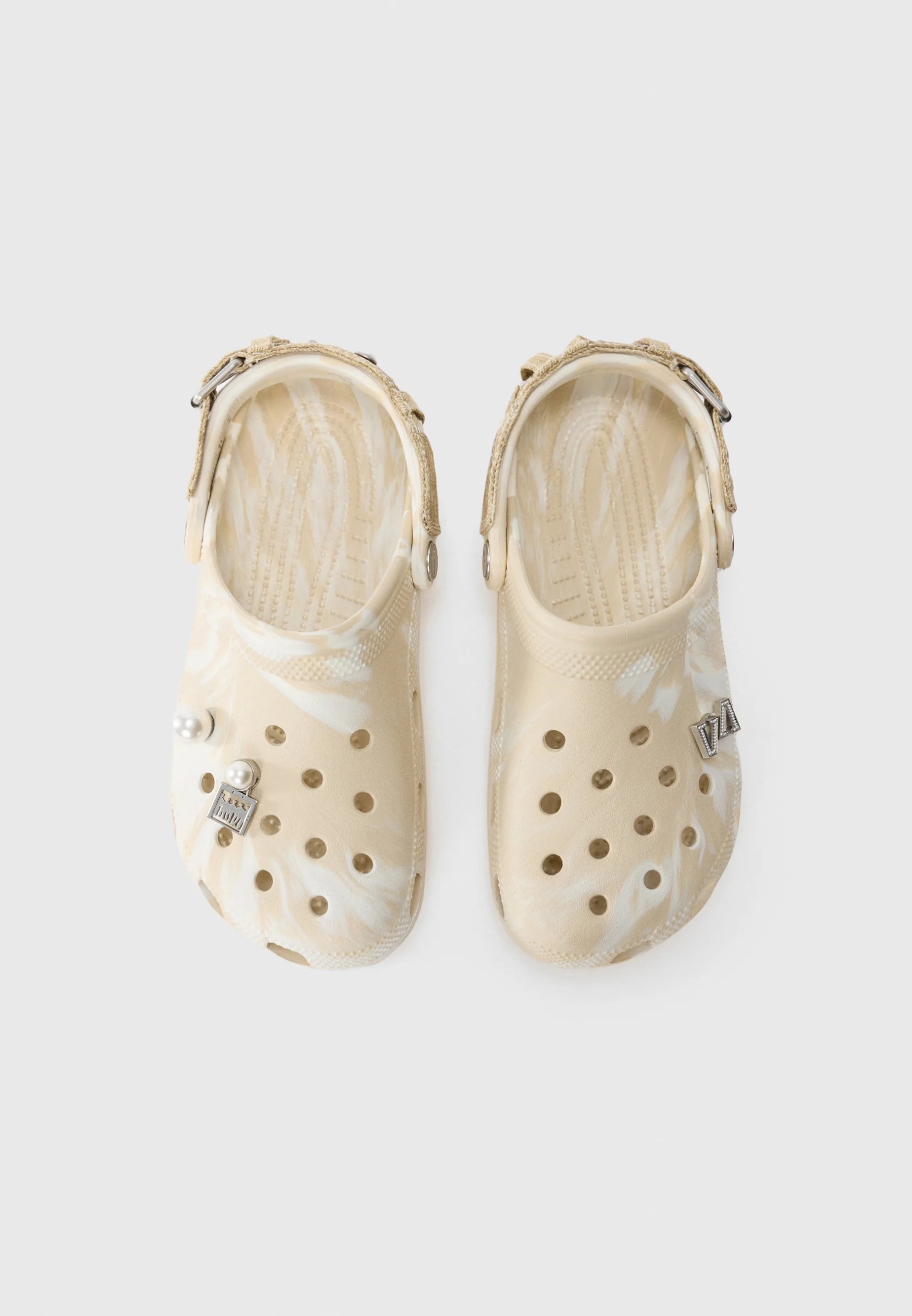 Crocs Elevator Boys Classic Unisex Clog – Sandstone