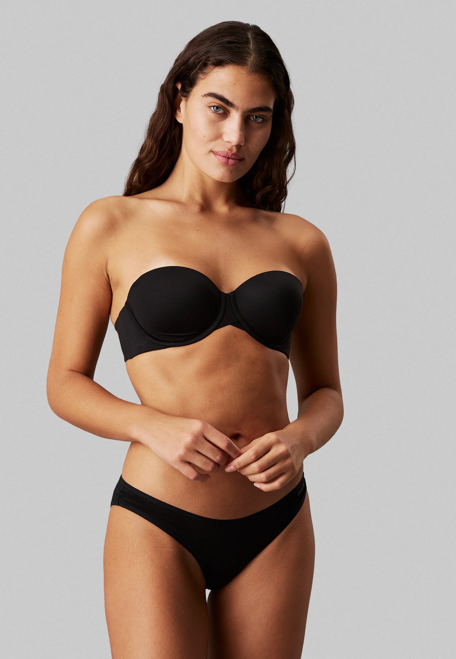 Calvin Klein Perfectly Fit Strapless Underwired Bra – Black
