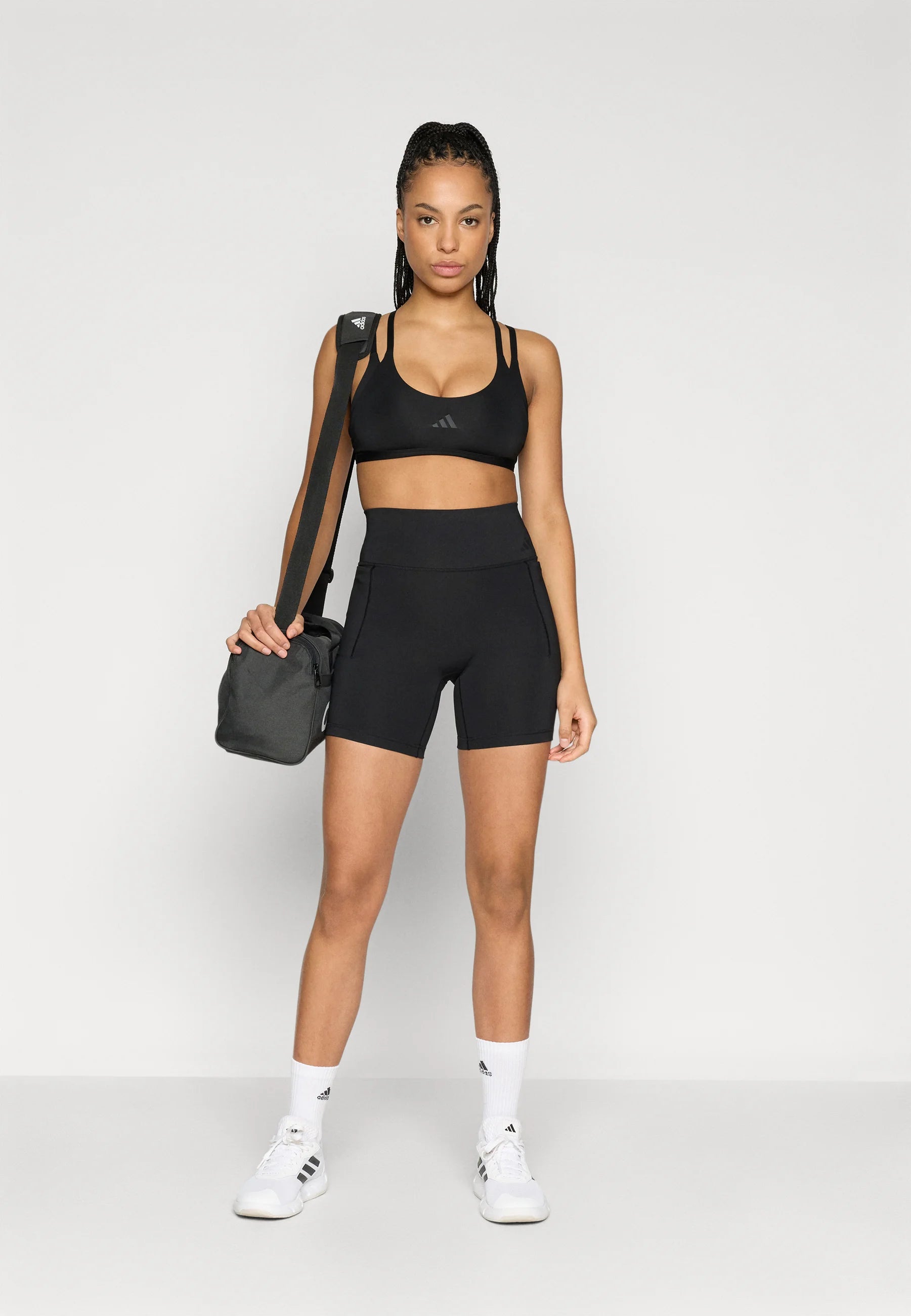 Podprsenka Adidas Performance Optime Workout Strappy Light Support – černá