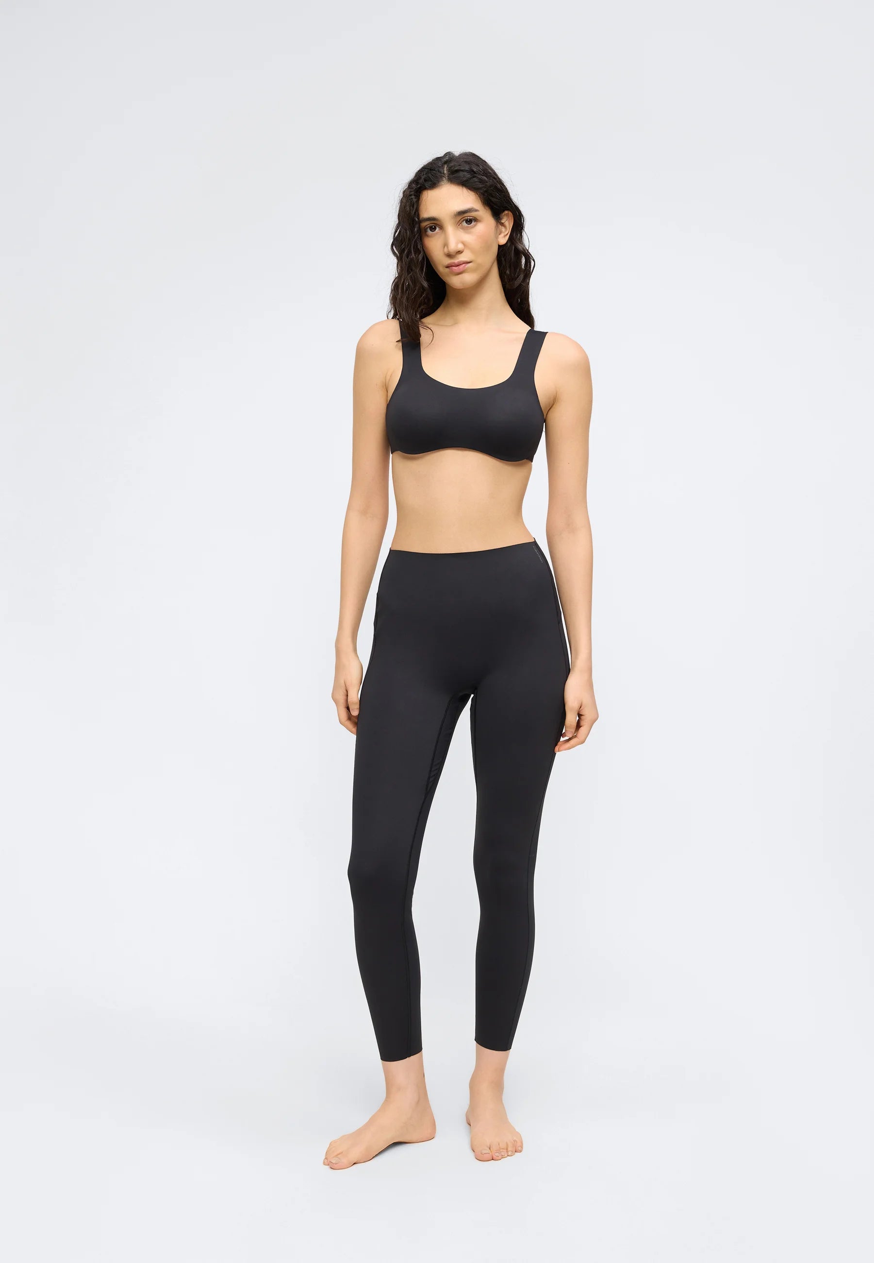 Calvin Klein Icon Sport Underwired Bra – Black